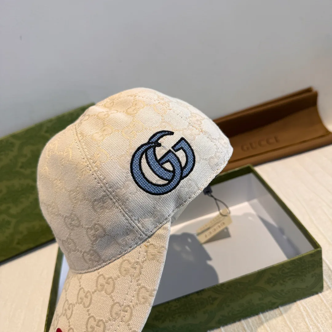 Головные Уборы Gucci 11529590