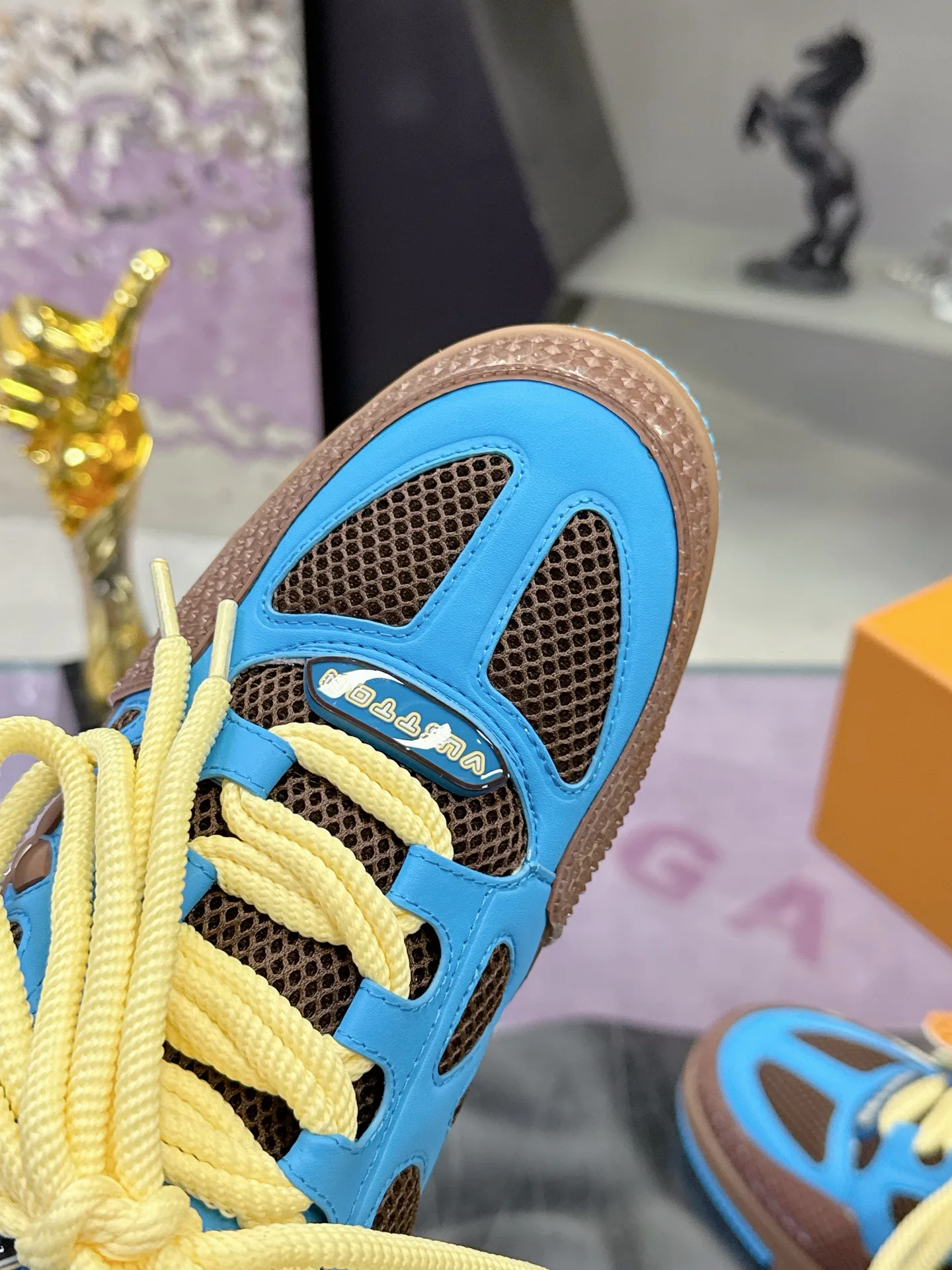 Кроссовки Женские Louis Vuitton 1874709