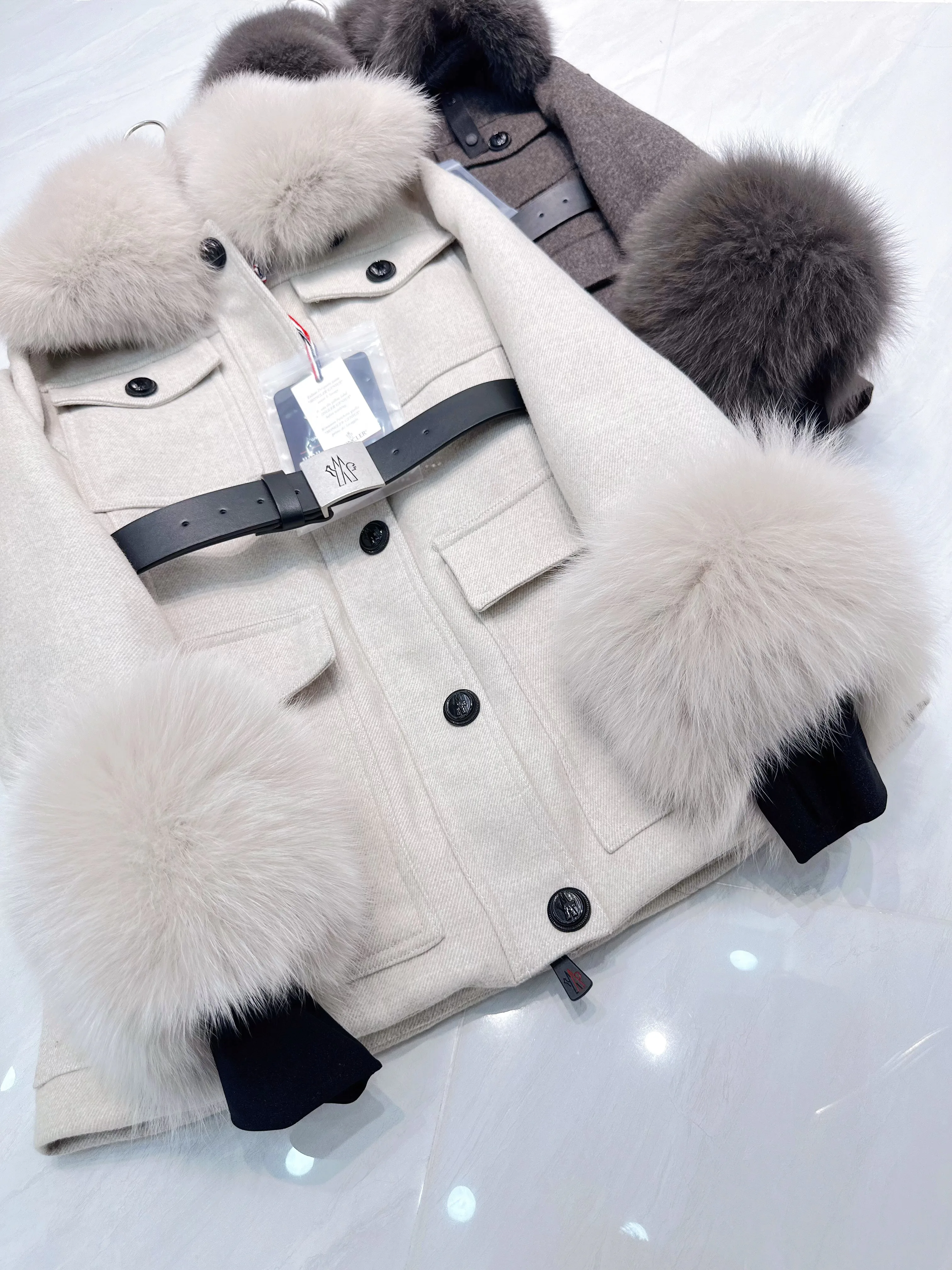 Куртки И Пуховики Женские Moncler 18298072