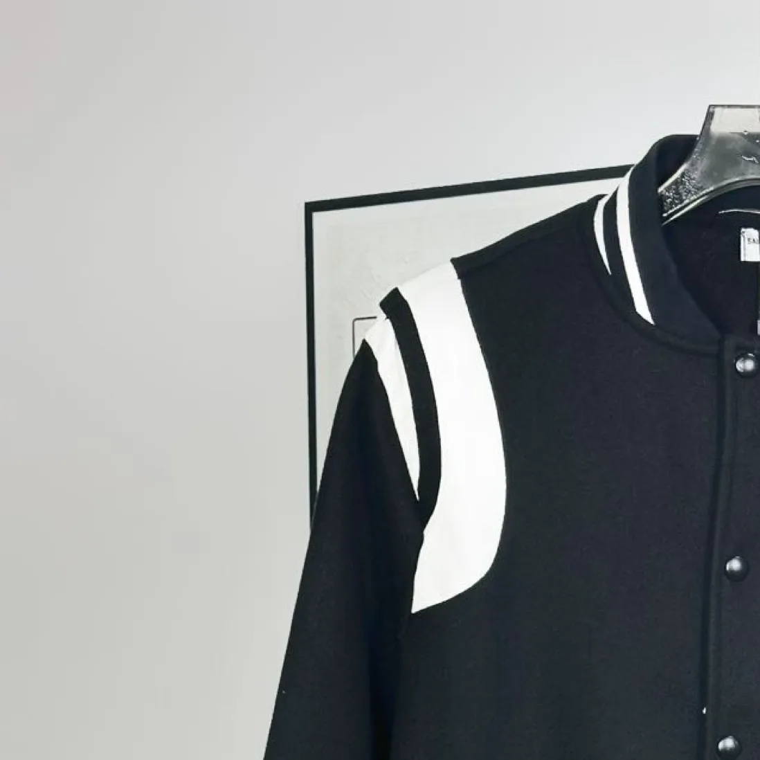 Куртки И Пуховики Женские Saint Laurent 18130420