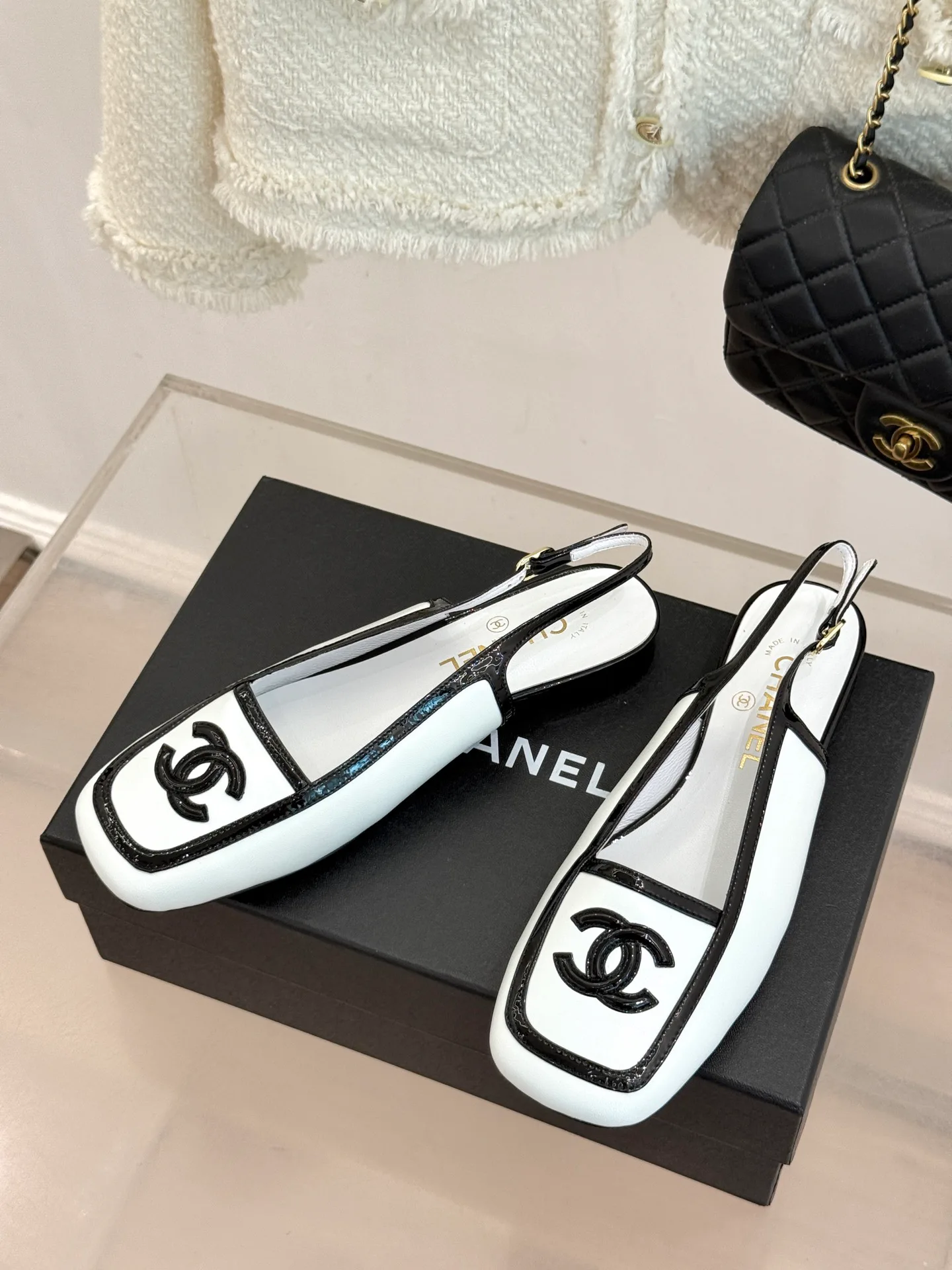 Босоножки Женские Chanel 17616176