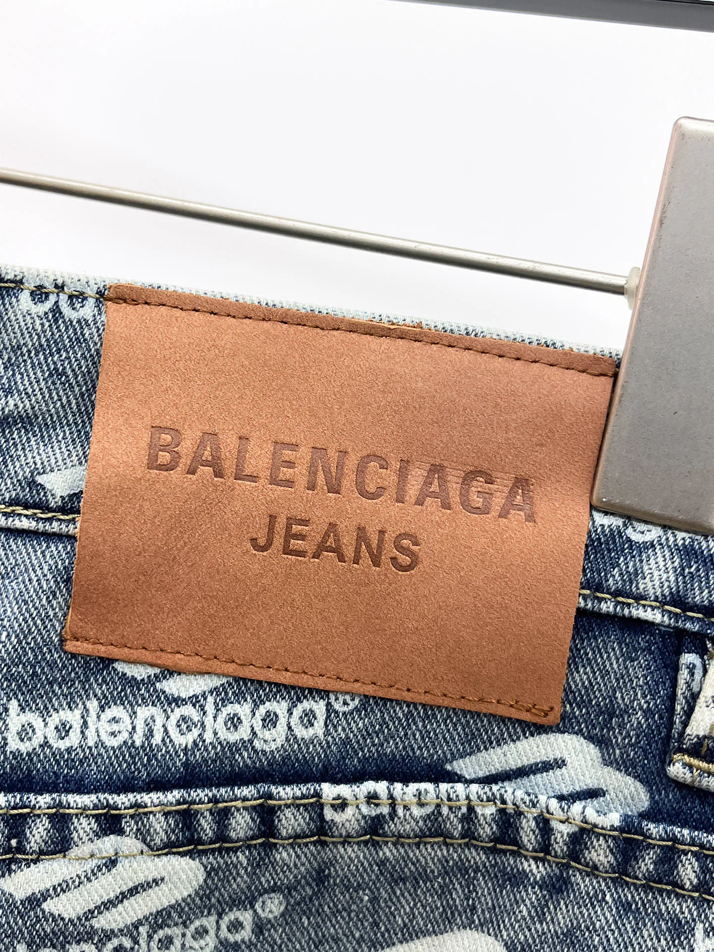 Джинсы Мужские Balenciaga 12816469