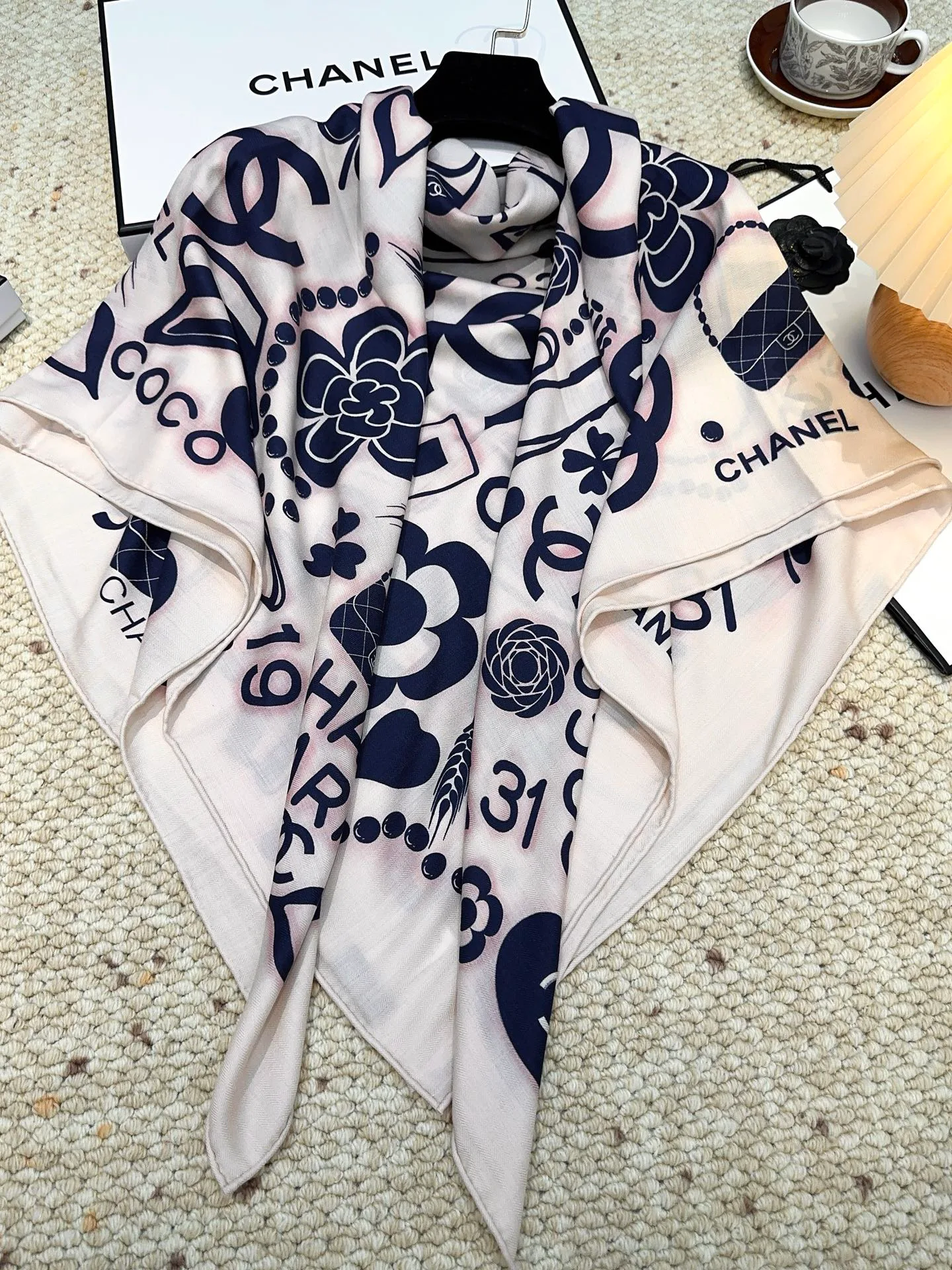 Шарфы Chanel 136877