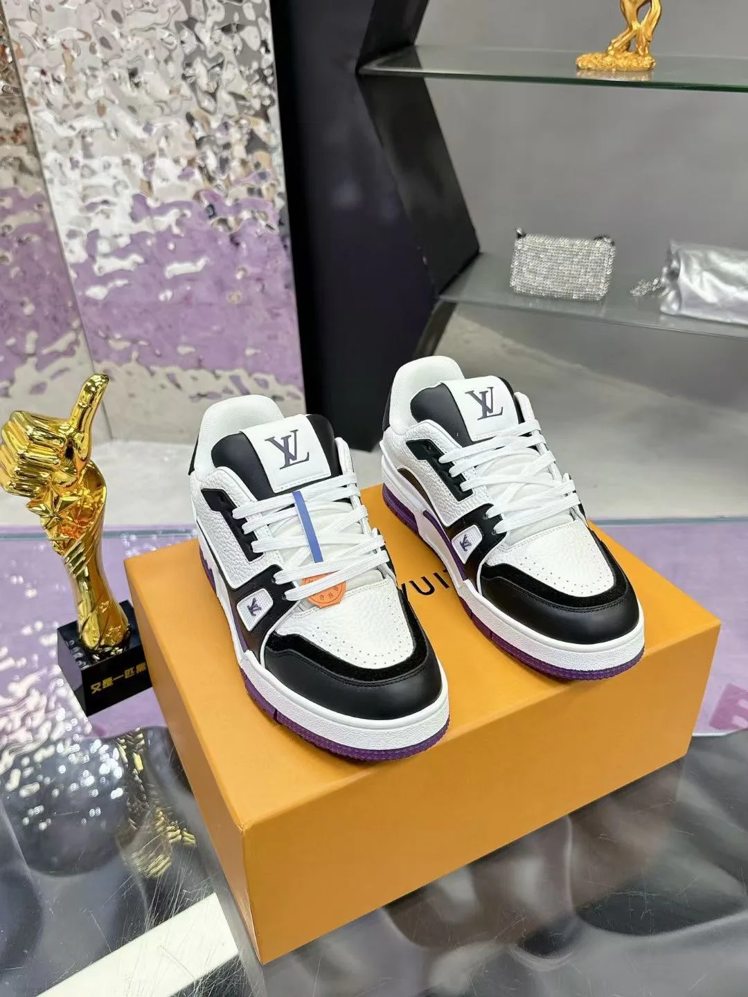 Кроссовки Женские Louis Vuitton 311315