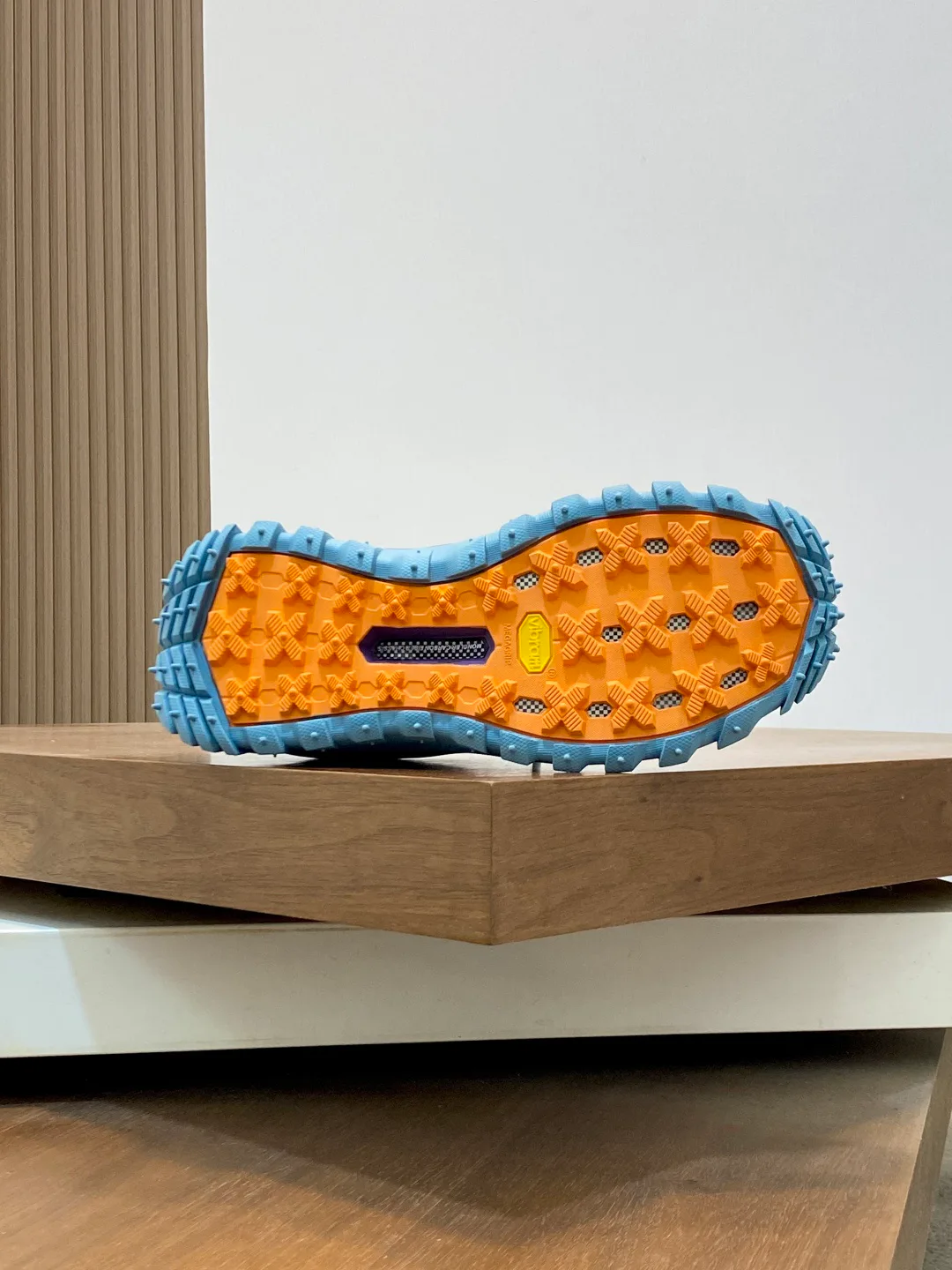 Кроссовки Мужские Moncler 11019250