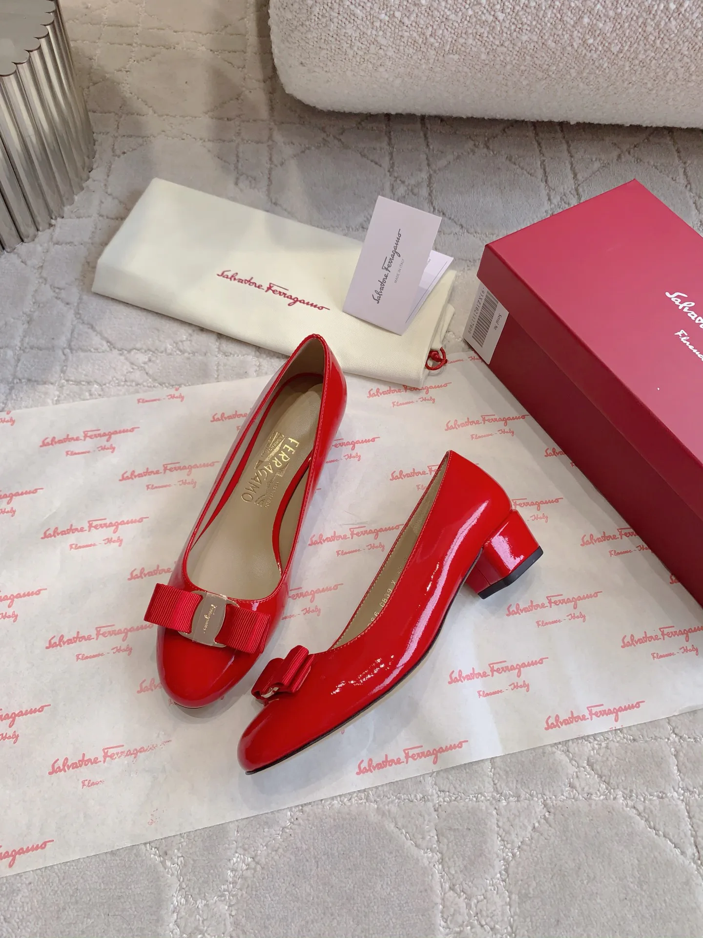 Балетки Женские Salvatore Ferragamo 11870088