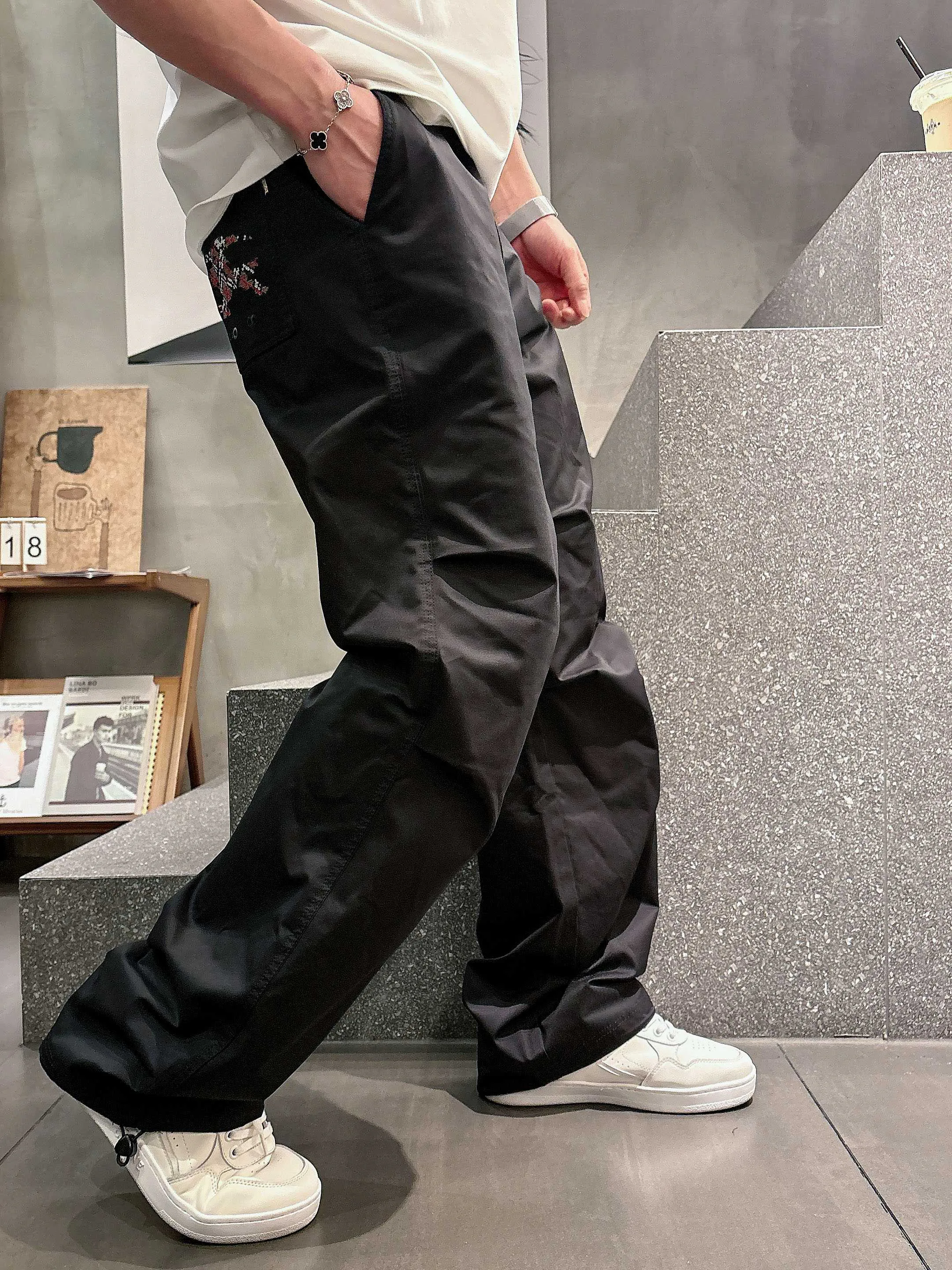 Брюки Мужские Burberry 13147772