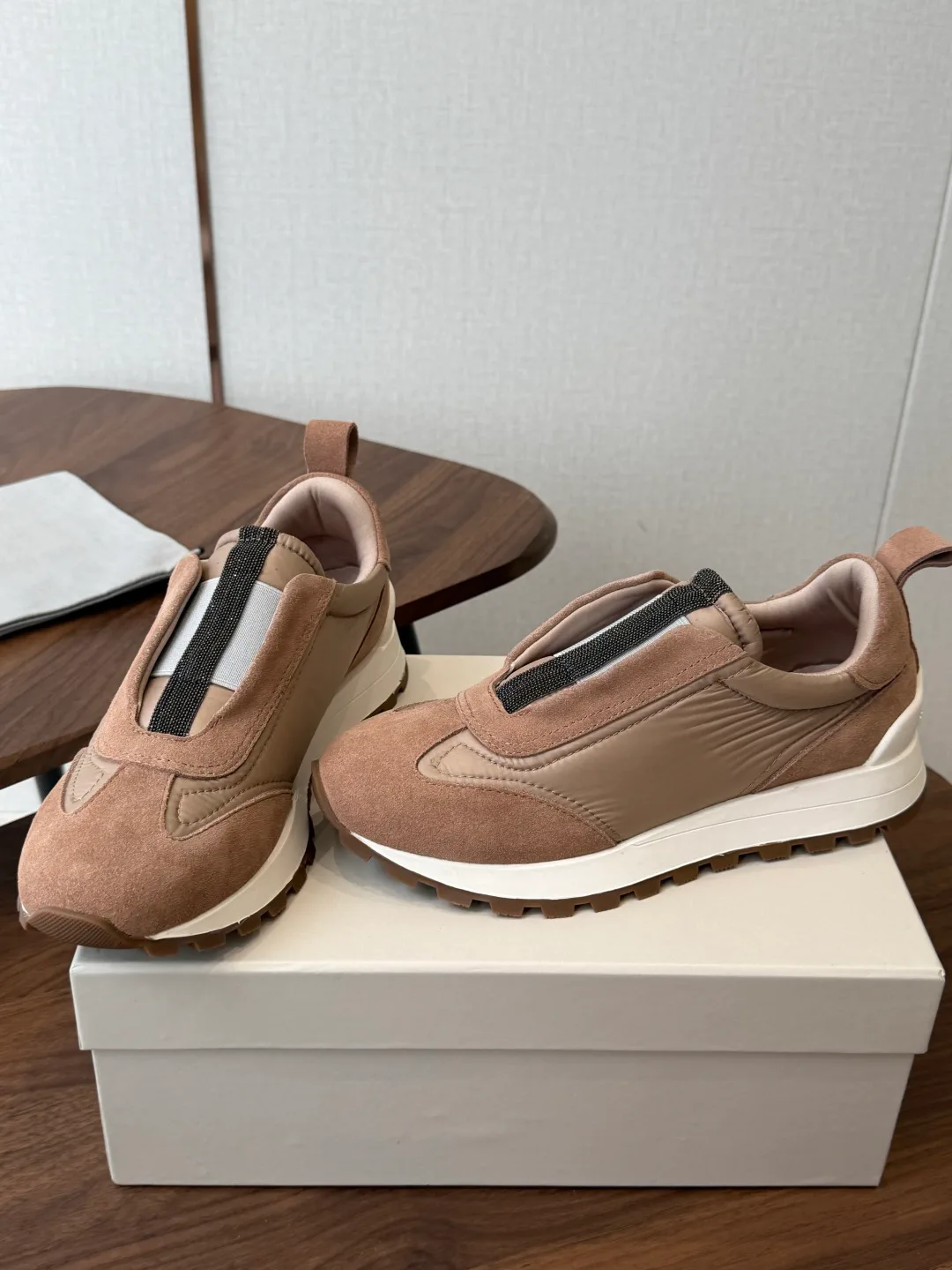 Кроссовки Женские Brunello Cucinelli 17461331