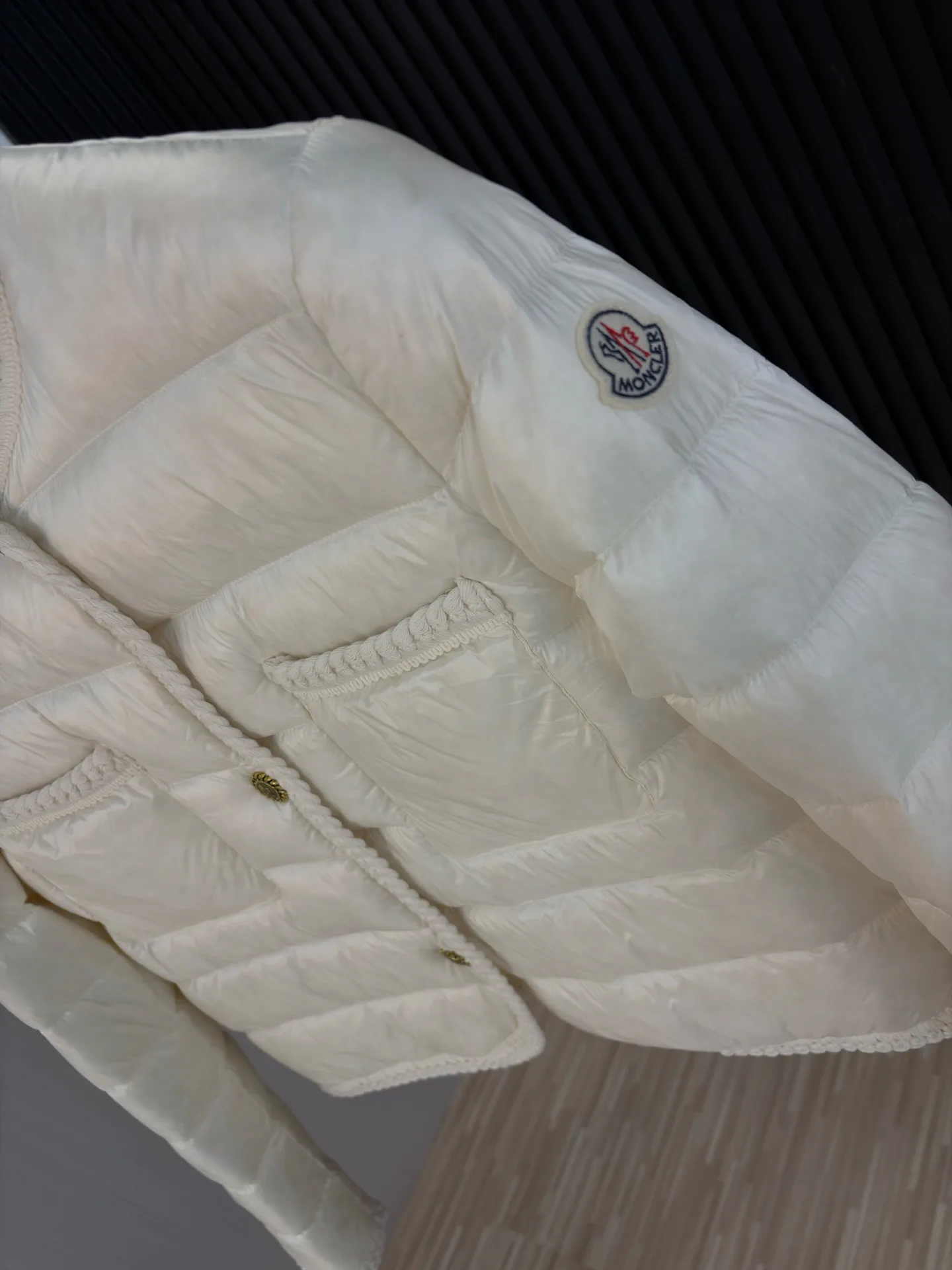 Куртки И Пуховики Женские Moncler 18600028