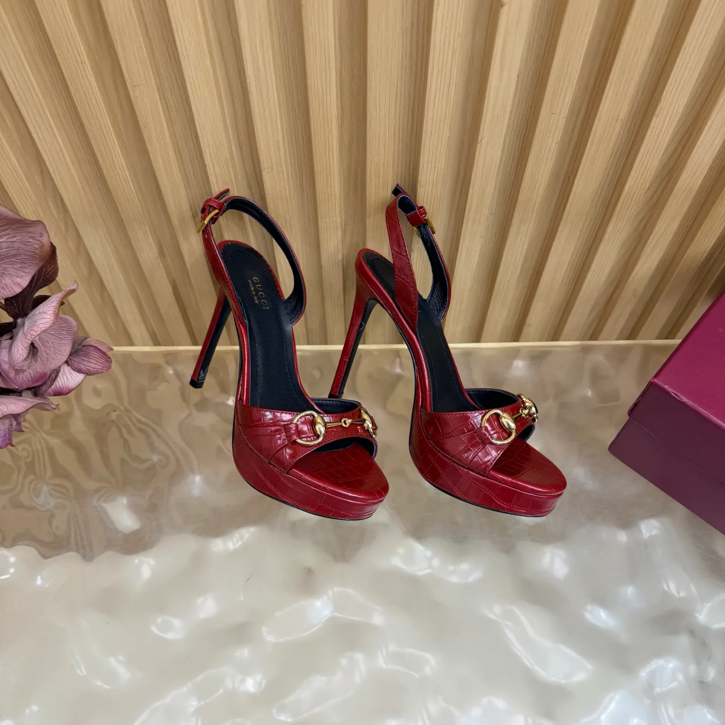Босоножки Женские Gucci 17467487