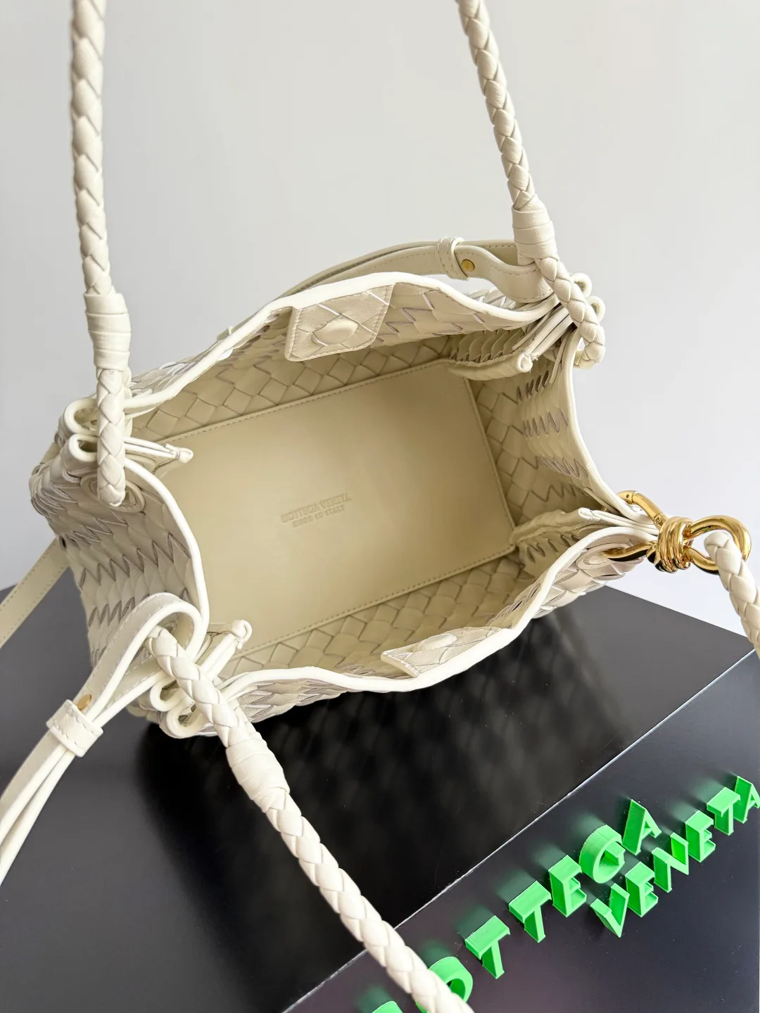 Сумки На Ремне Женские Bottega Veneta 78943