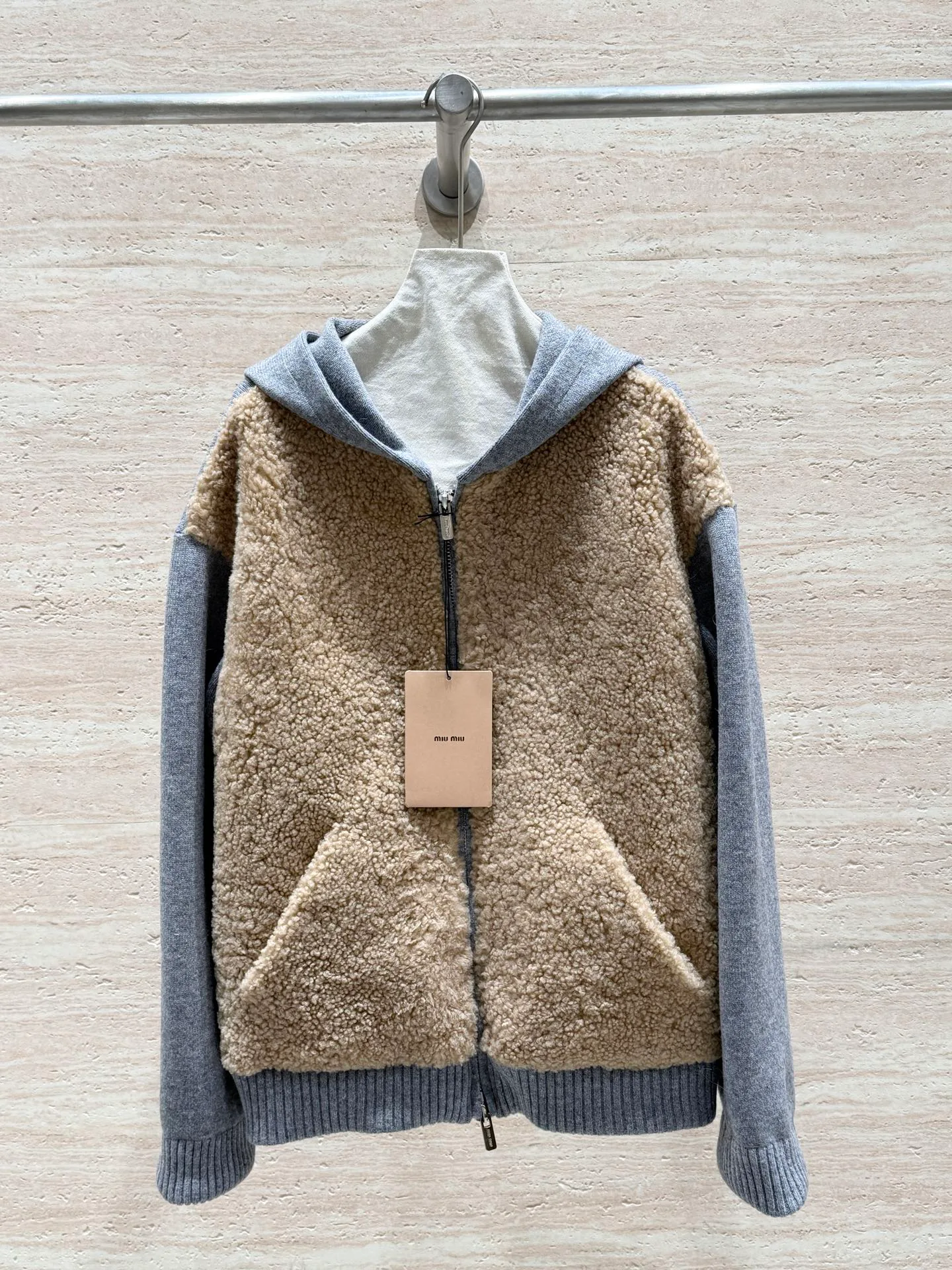 Куртки И Пуховики Женские Miu Miu 1750373