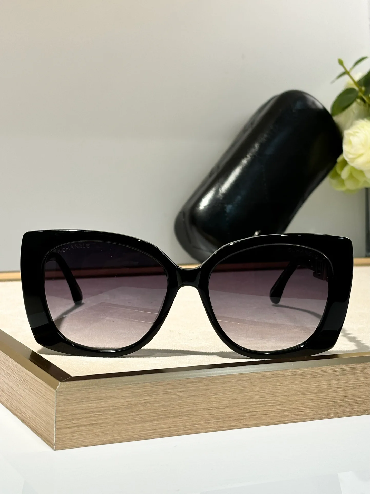 Джинсы Женские Chanel 11432686