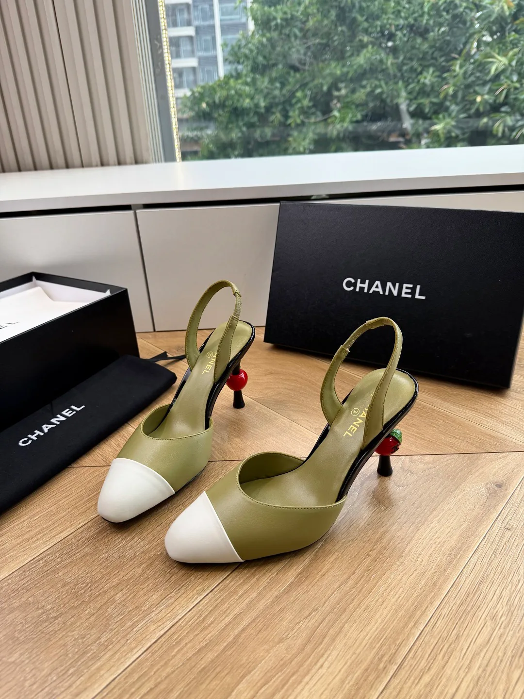 Туфли Женские Chanel 16971912