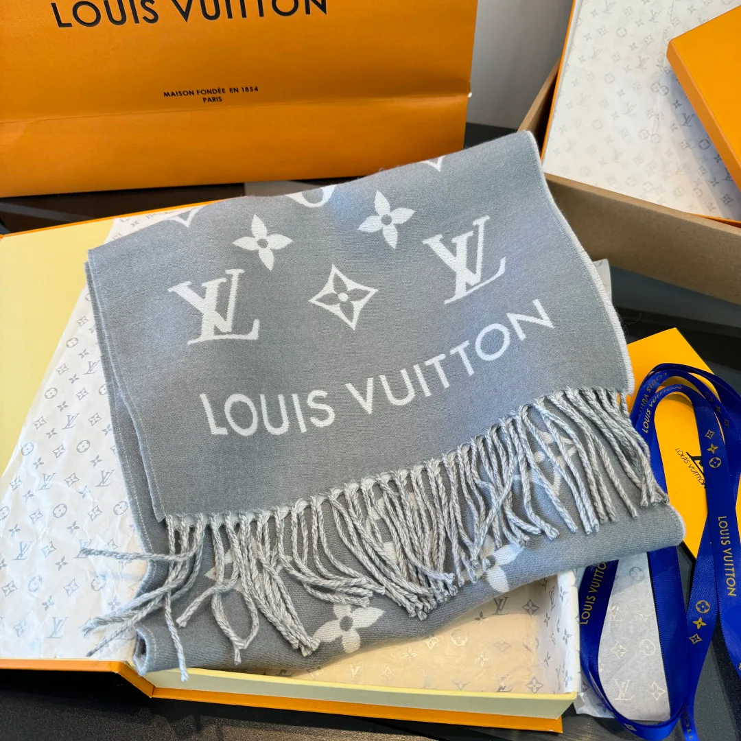 Шарфы Louis Vuitton 17827502