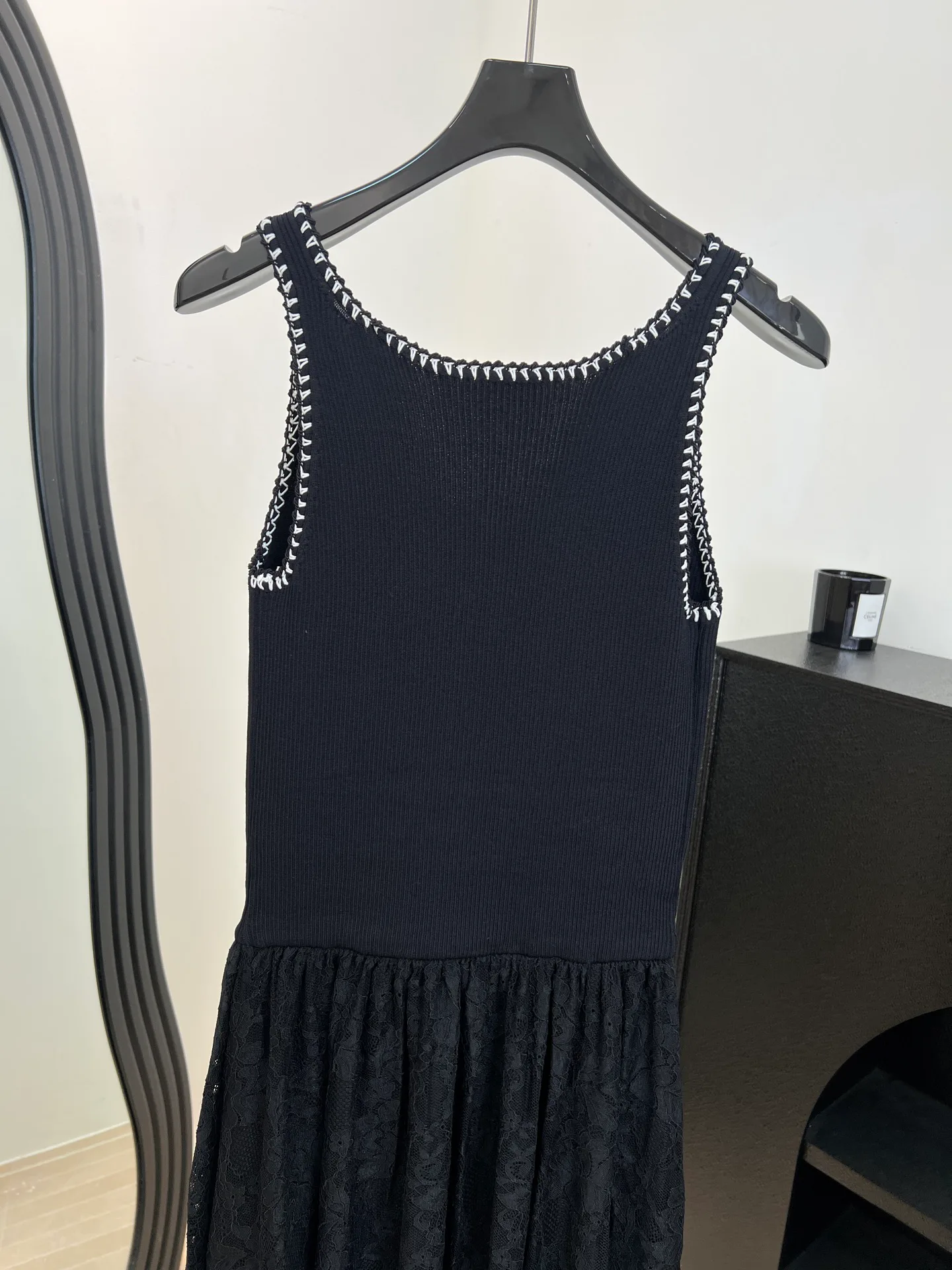 Платья Женские Chanel 11700180