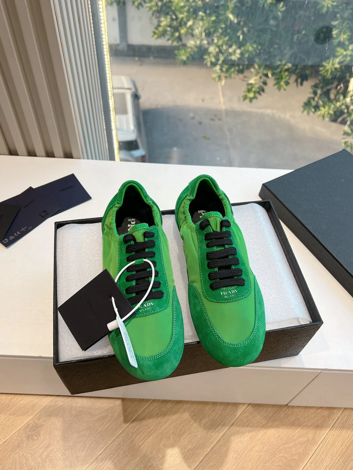 Кроссовки Женские Prada