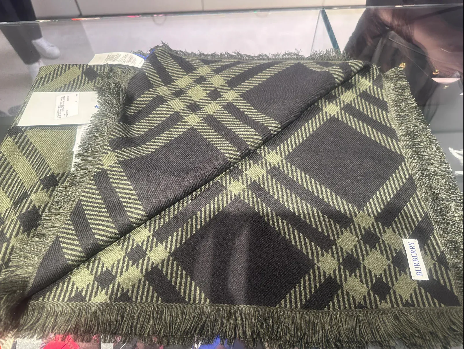 Шарфы Burberry 239865