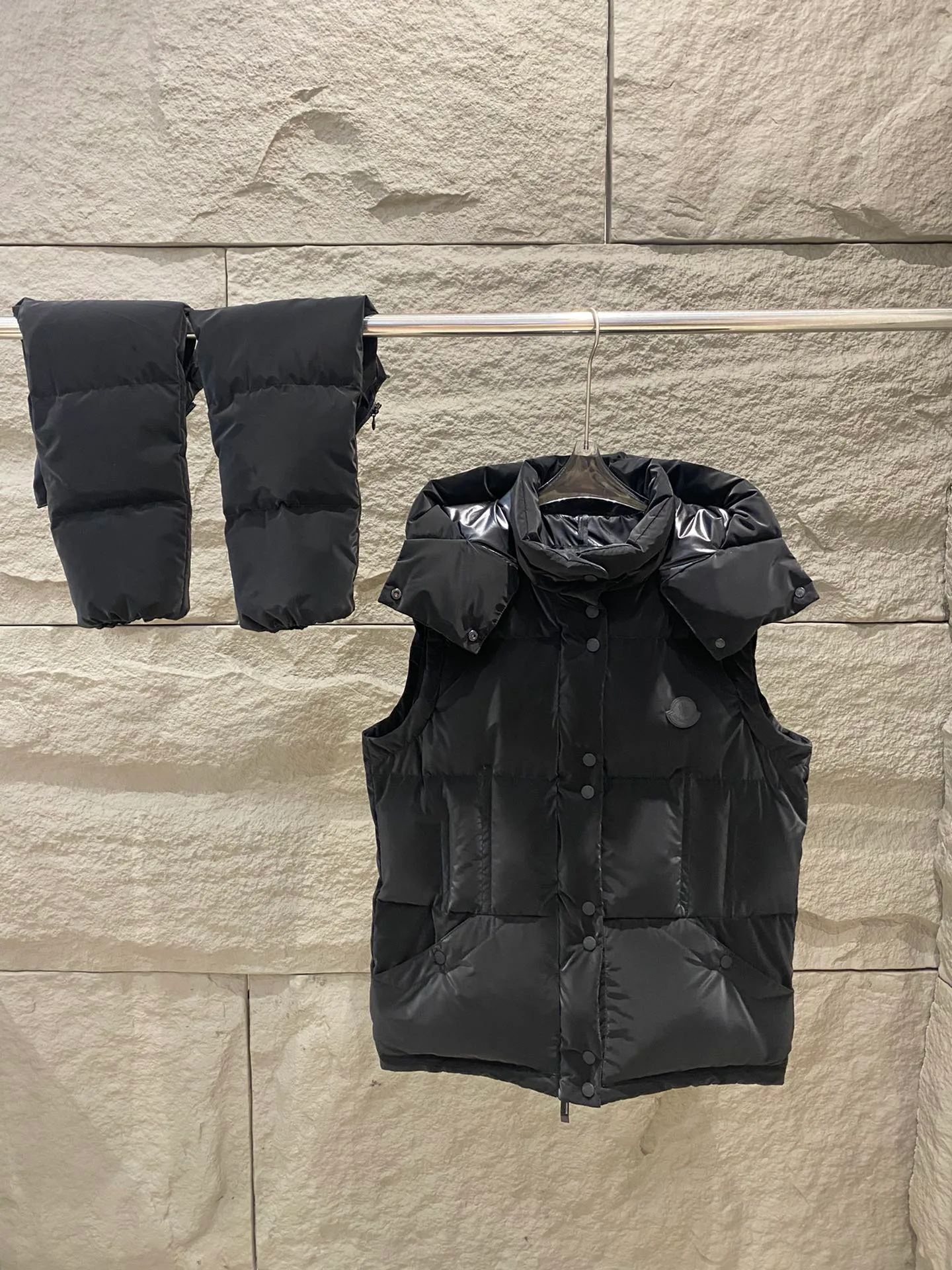 Куртки И Пуховики Женские Moncler 18609648