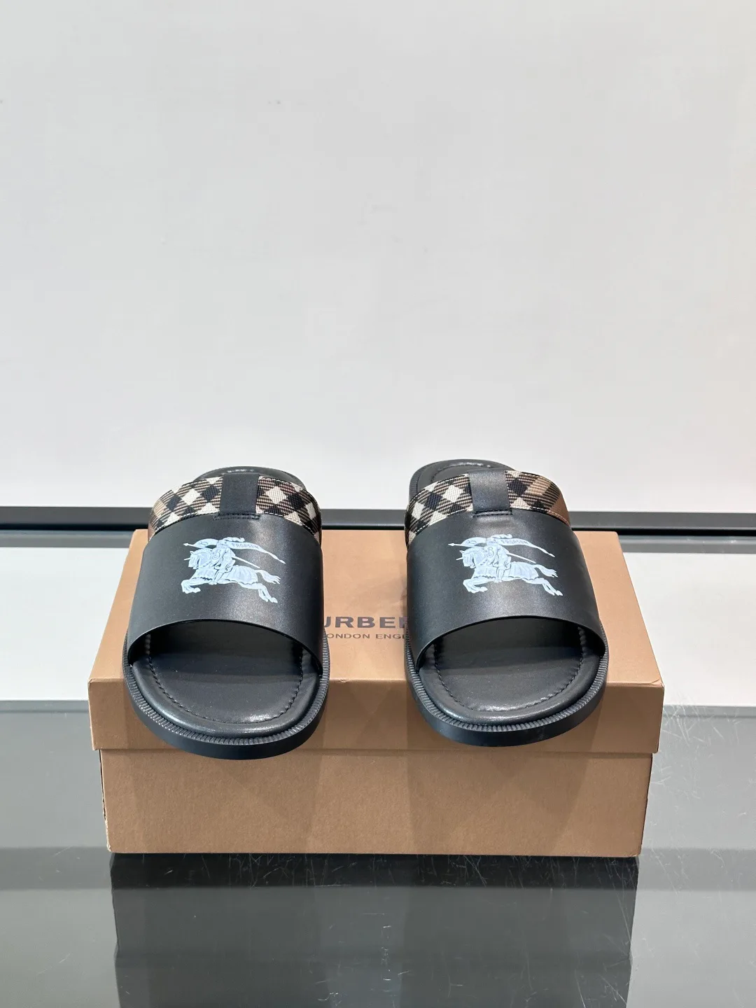 Сандалии Мужские Burberry 13480057