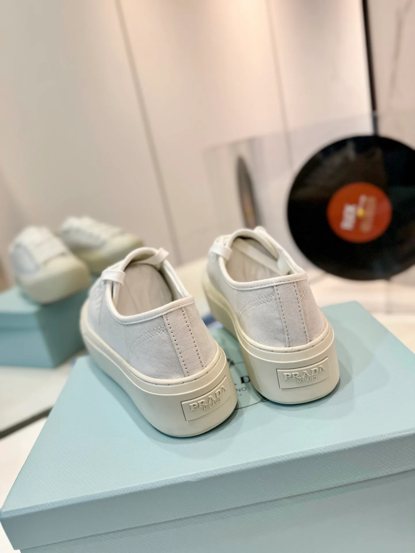 Кроссовки Женские Prada 9535098
