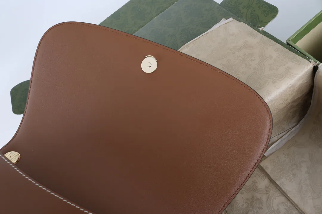 Классические Сумки Женские Gucci 2606365