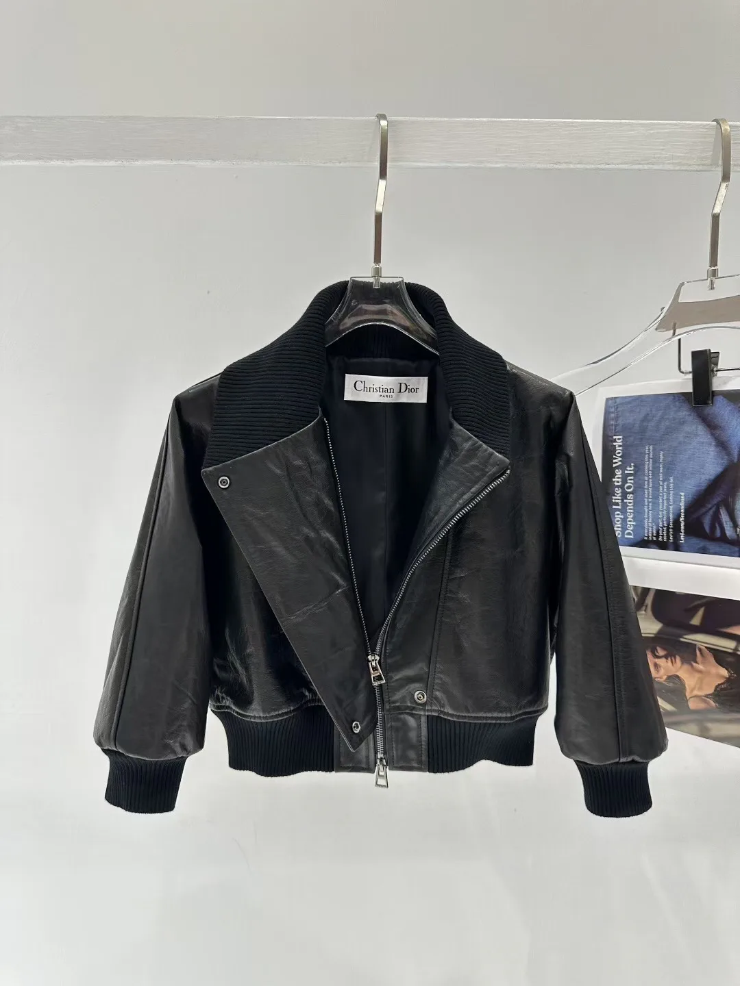 Кожаные Куртки И Дублёнки Женские Christian Dior 11700627