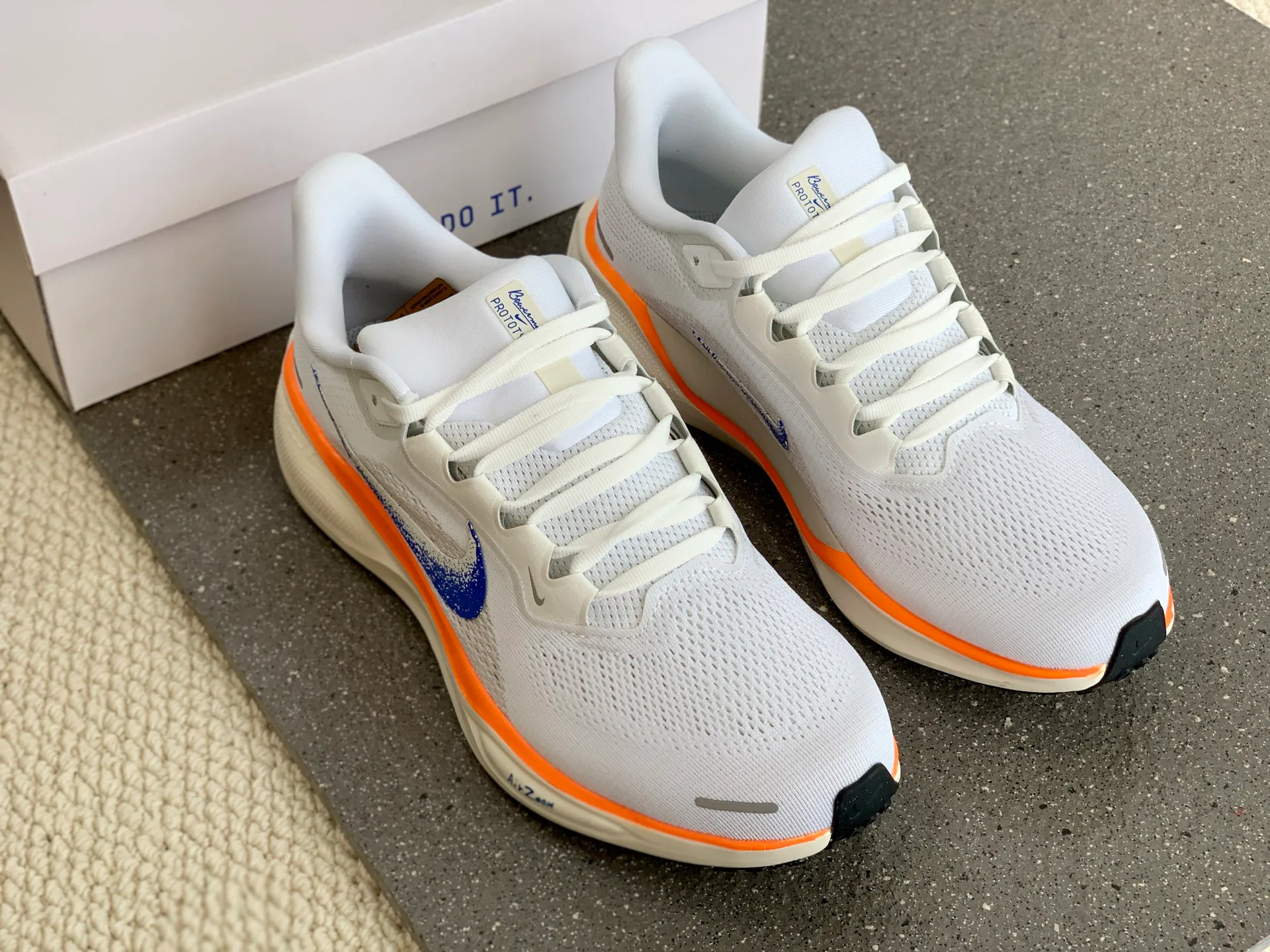 Кроссовки Женские Nike 230355