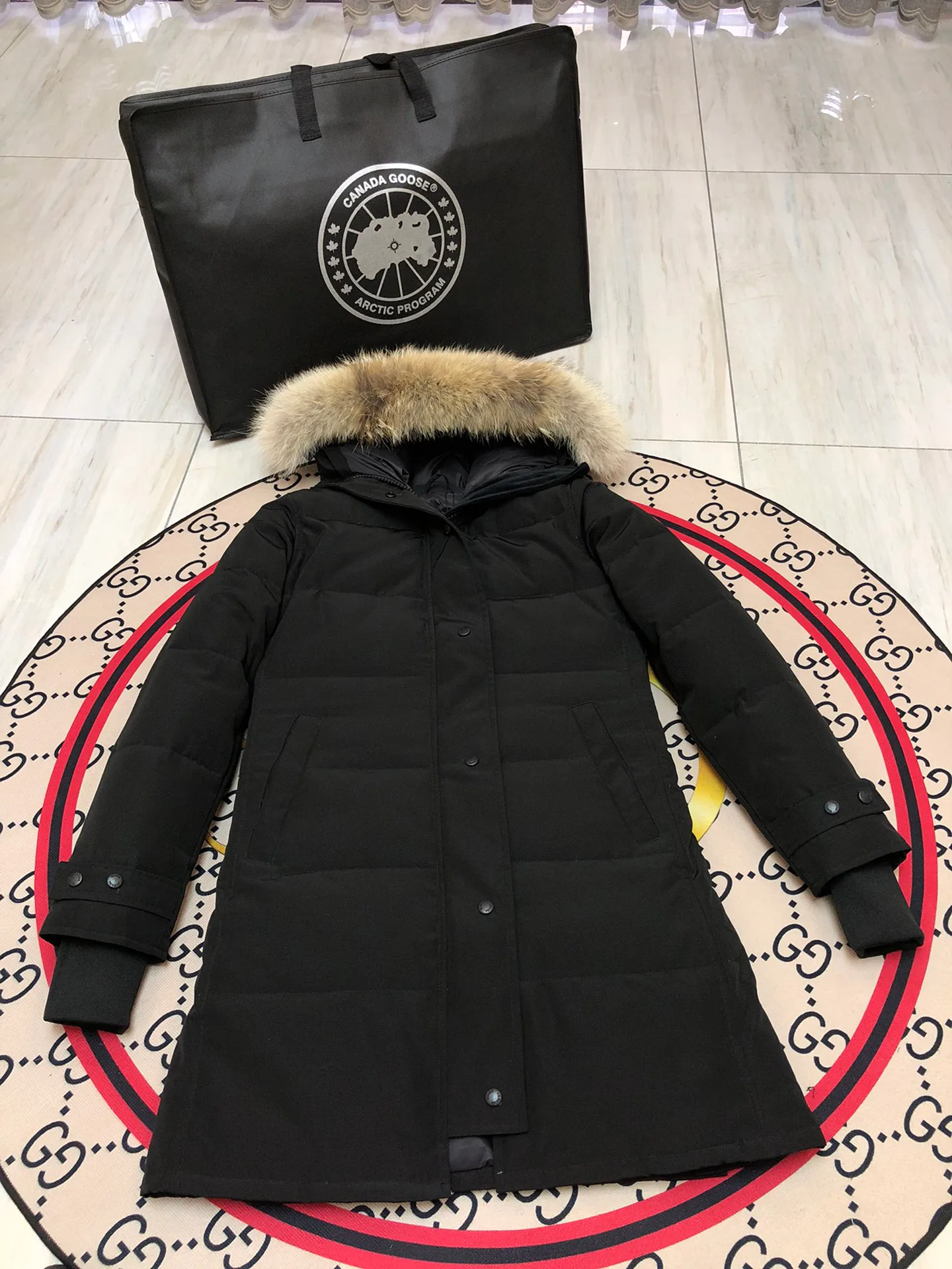 Куртки И Пуховики Женские Canada Goose 6556258