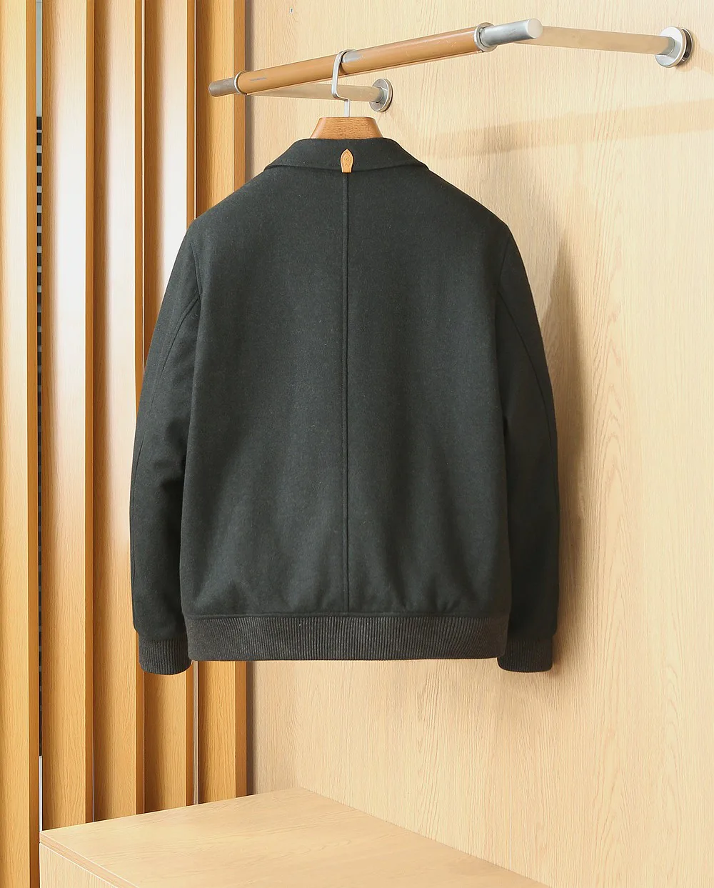 Куртки И Пуховики Мужские Louis Vuitton 17922609