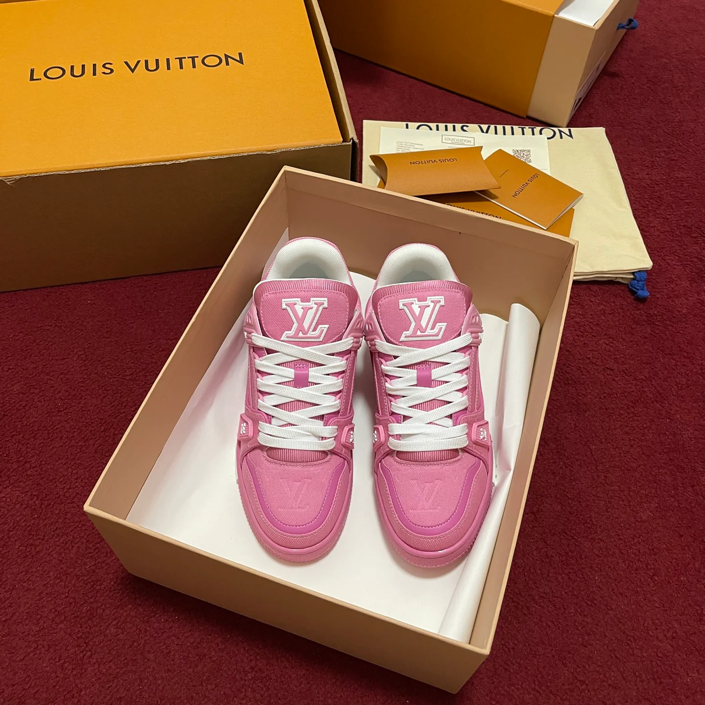 Кроссовки Женские Louis Vuitton 33718