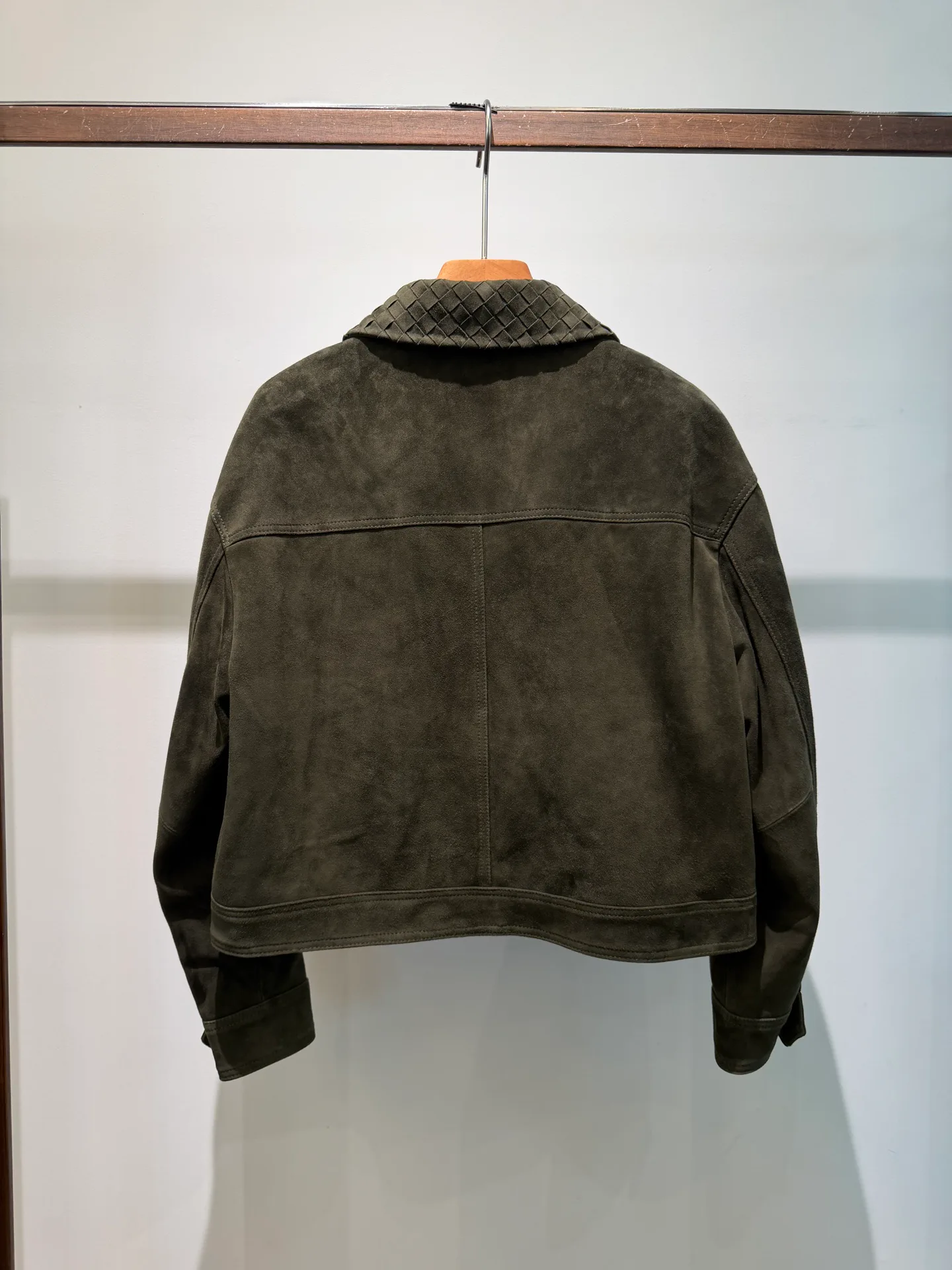 Кожаные Куртки И Дублёнки Женские Bottega Veneta 18227455