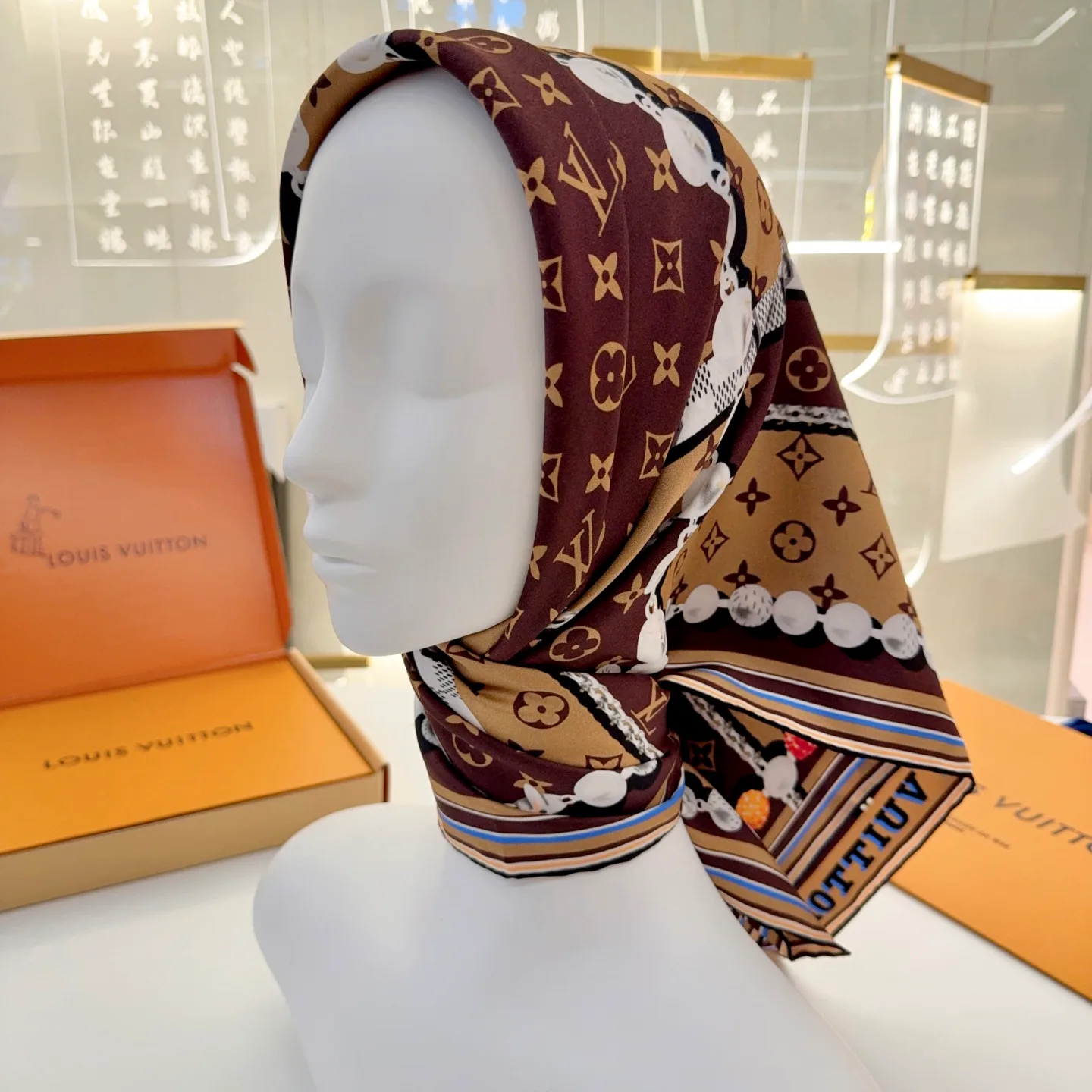Шарфы Louis Vuitton 30450