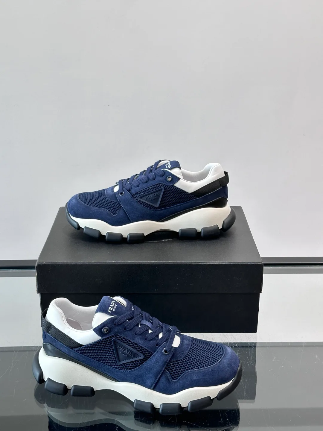 Кроссовки Мужские Prada 17498048