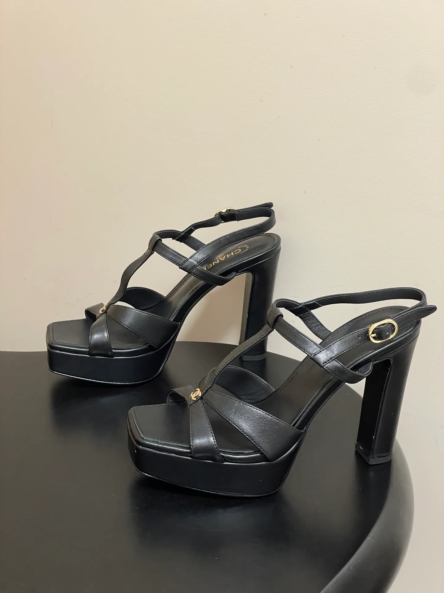 Босоножки Женские Chanel 13343866