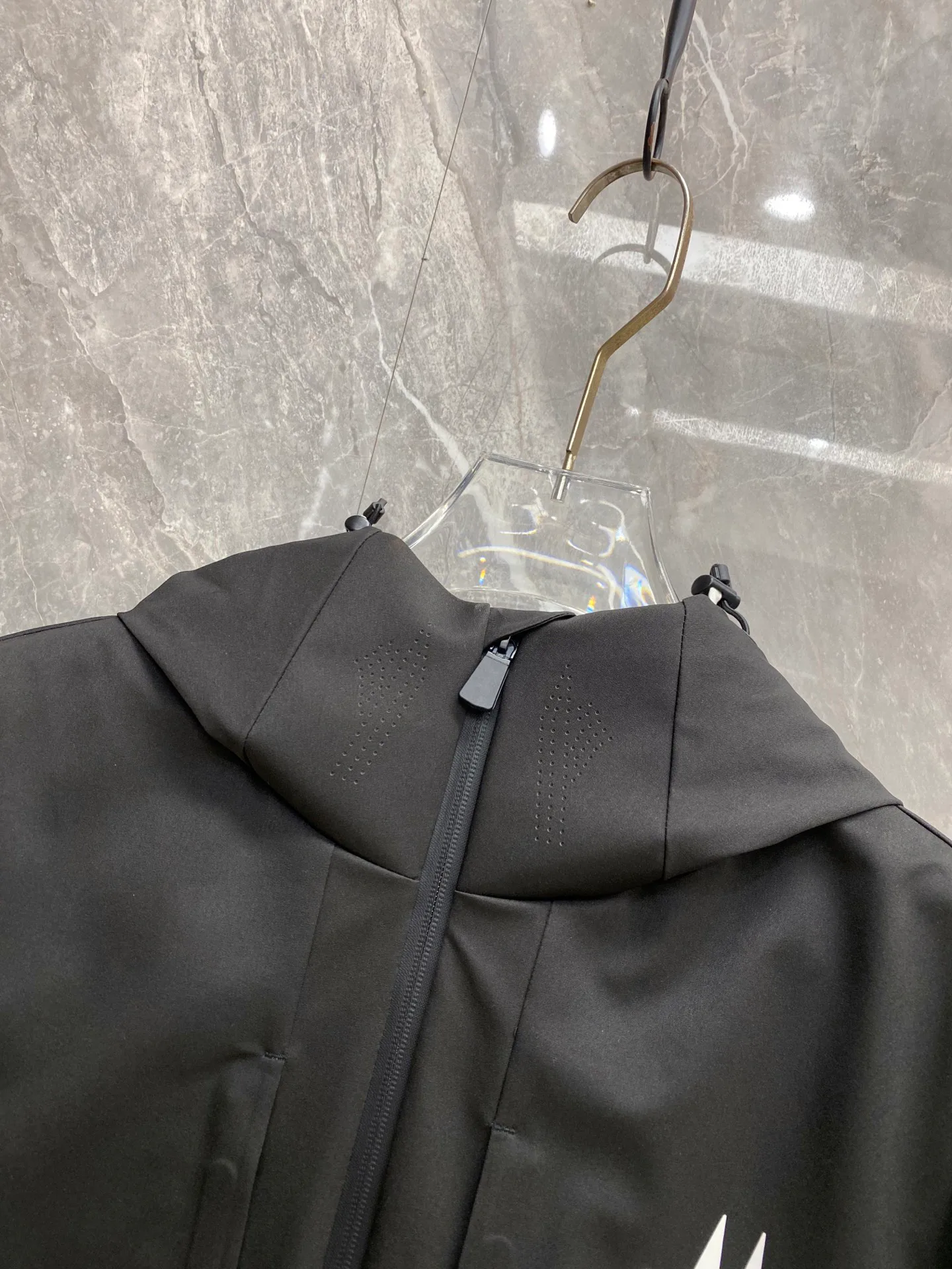 Куртки И Пуховики Женские Moncler 18348634