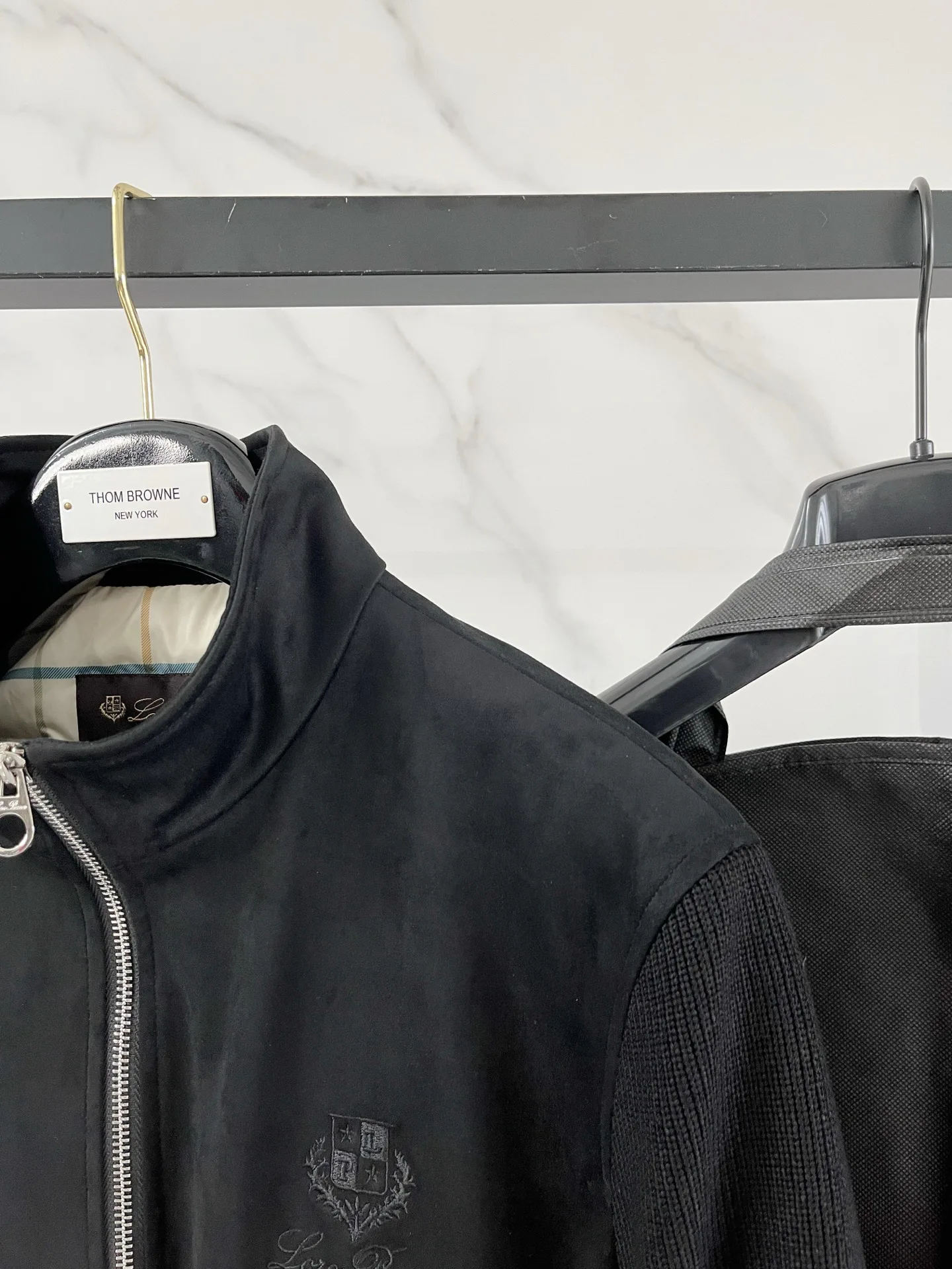 Куртки И Пуховики Мужские Loro Piana 4384386
