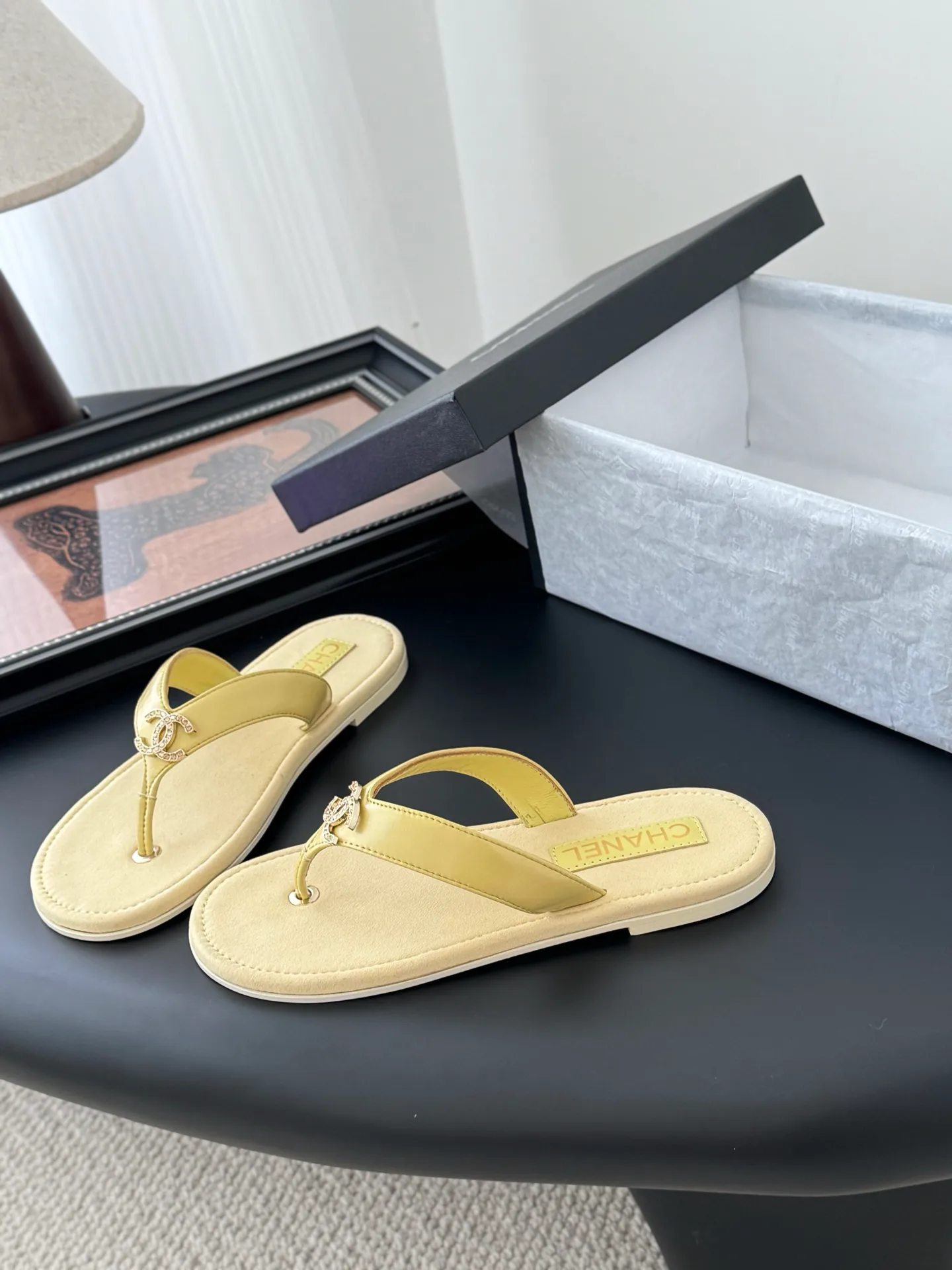 Шлепанцы Женские Chanel 1818711