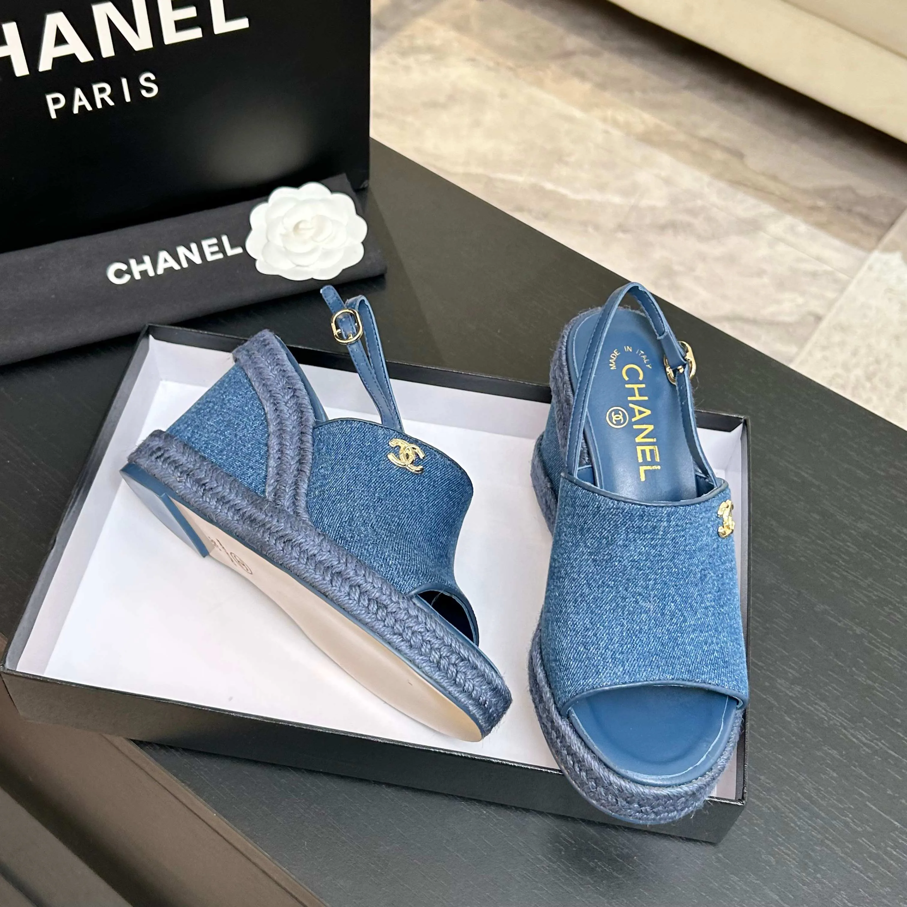 Босоножки Женские Chanel 13224759