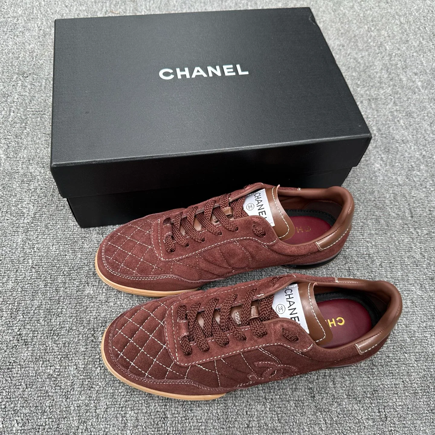 Кроссовки Женские Chanel 18076095