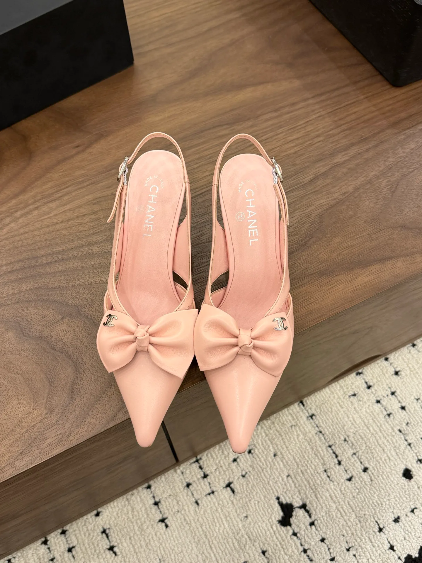 Сандалии Женские Chanel 13444902