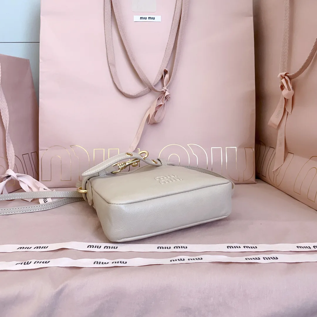 Клатчи Женские Miu Miu 11872259