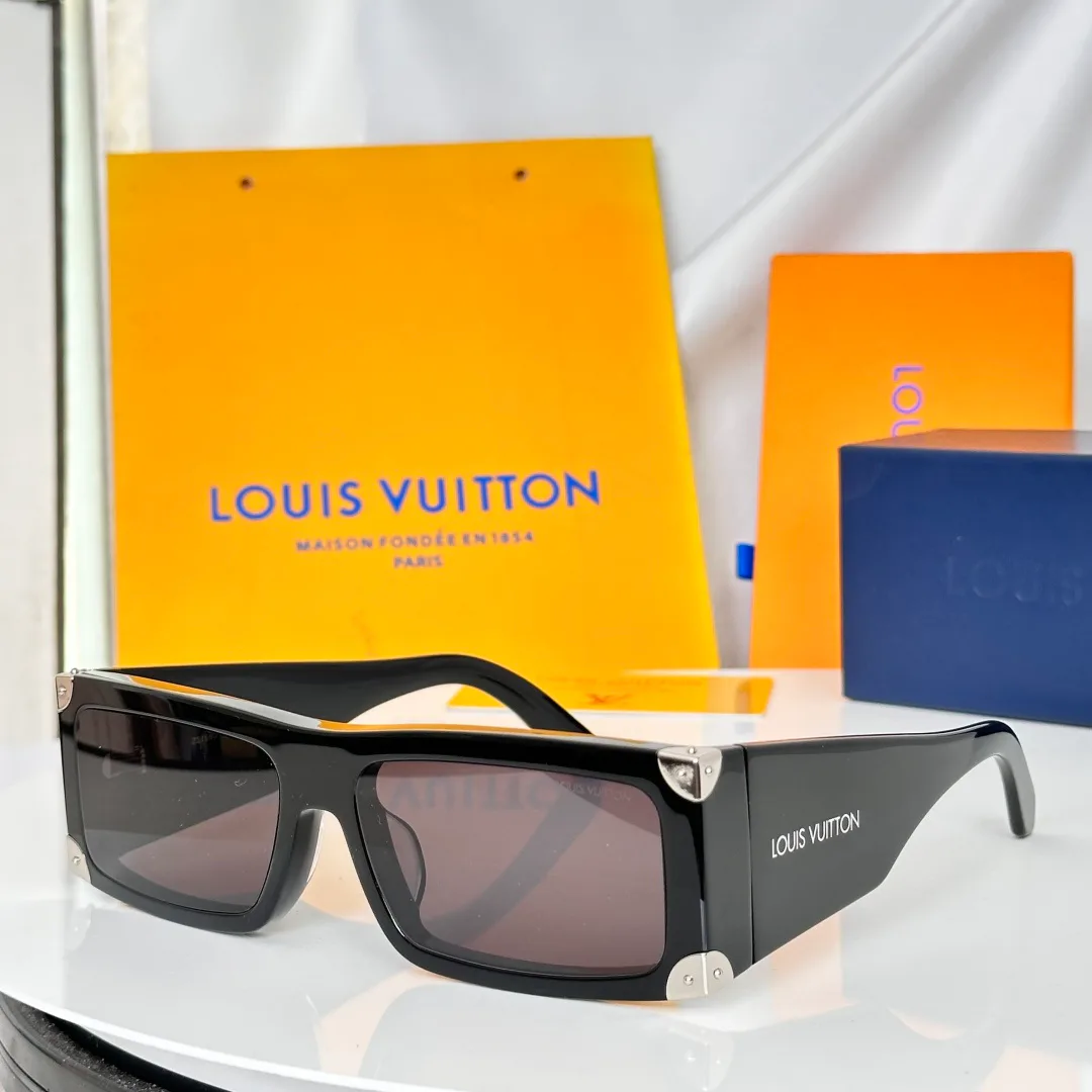 Очки Louis Vuitton 17546246