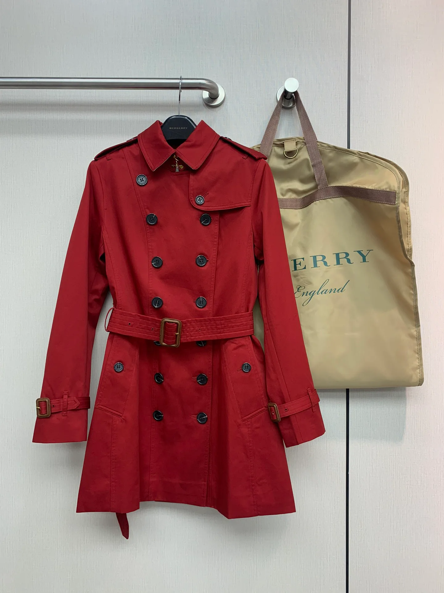 Тренчи Женские Burberry 19078427