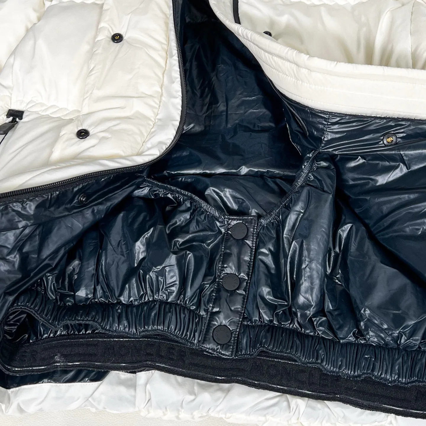 Куртки И Пуховики Женские Moncler 18728950