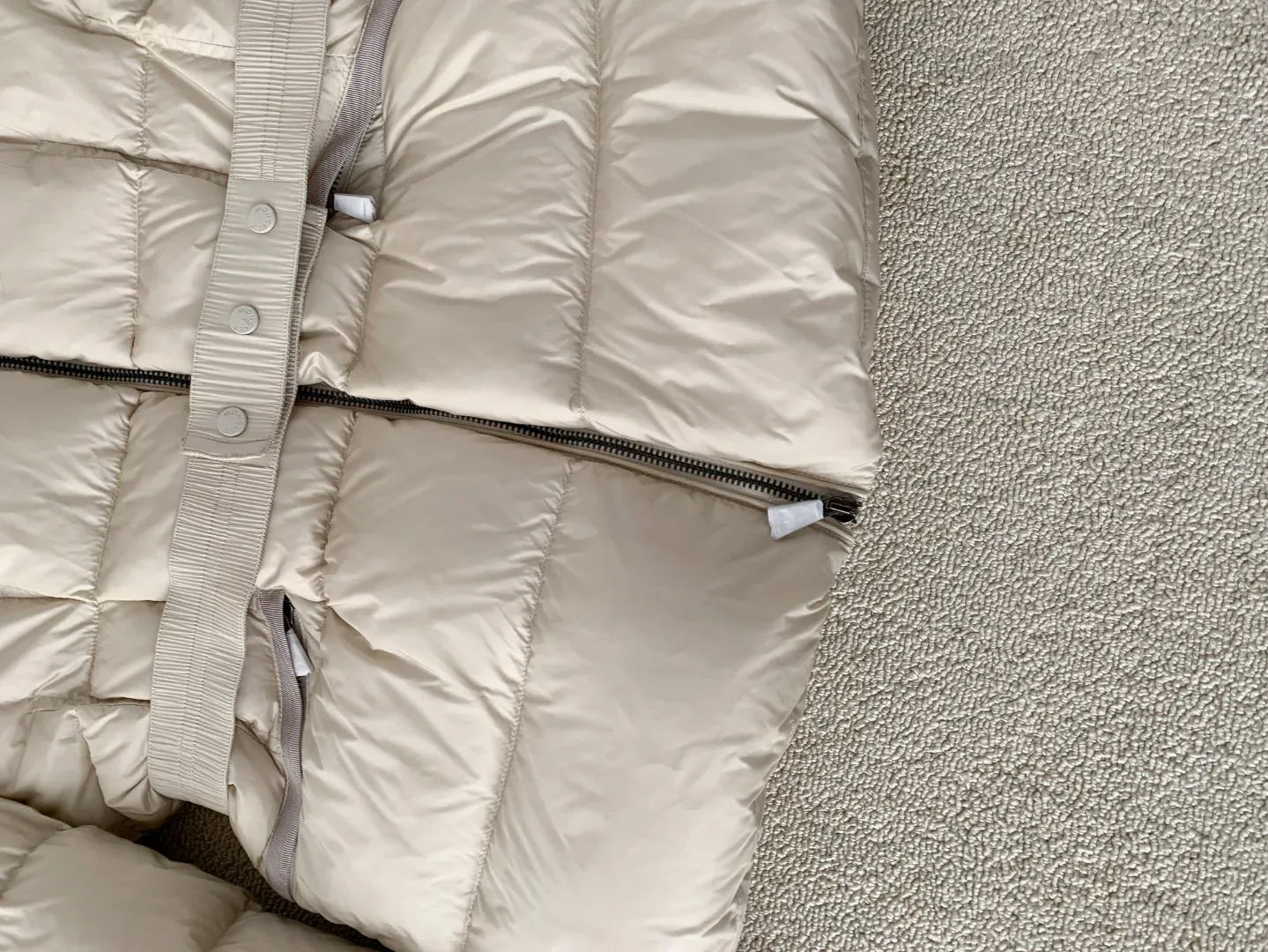 Куртки И Пуховики Мужские Moncler 512321
