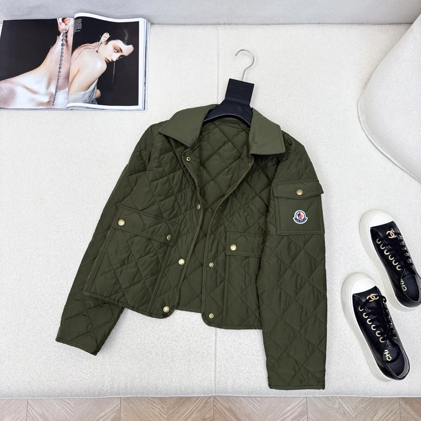 Куртки И Пуховики Женские Moncler 818850