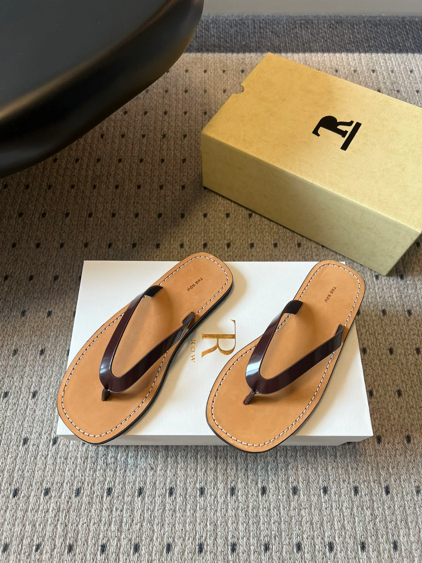 Шлепанцы Женские The Row 11850689