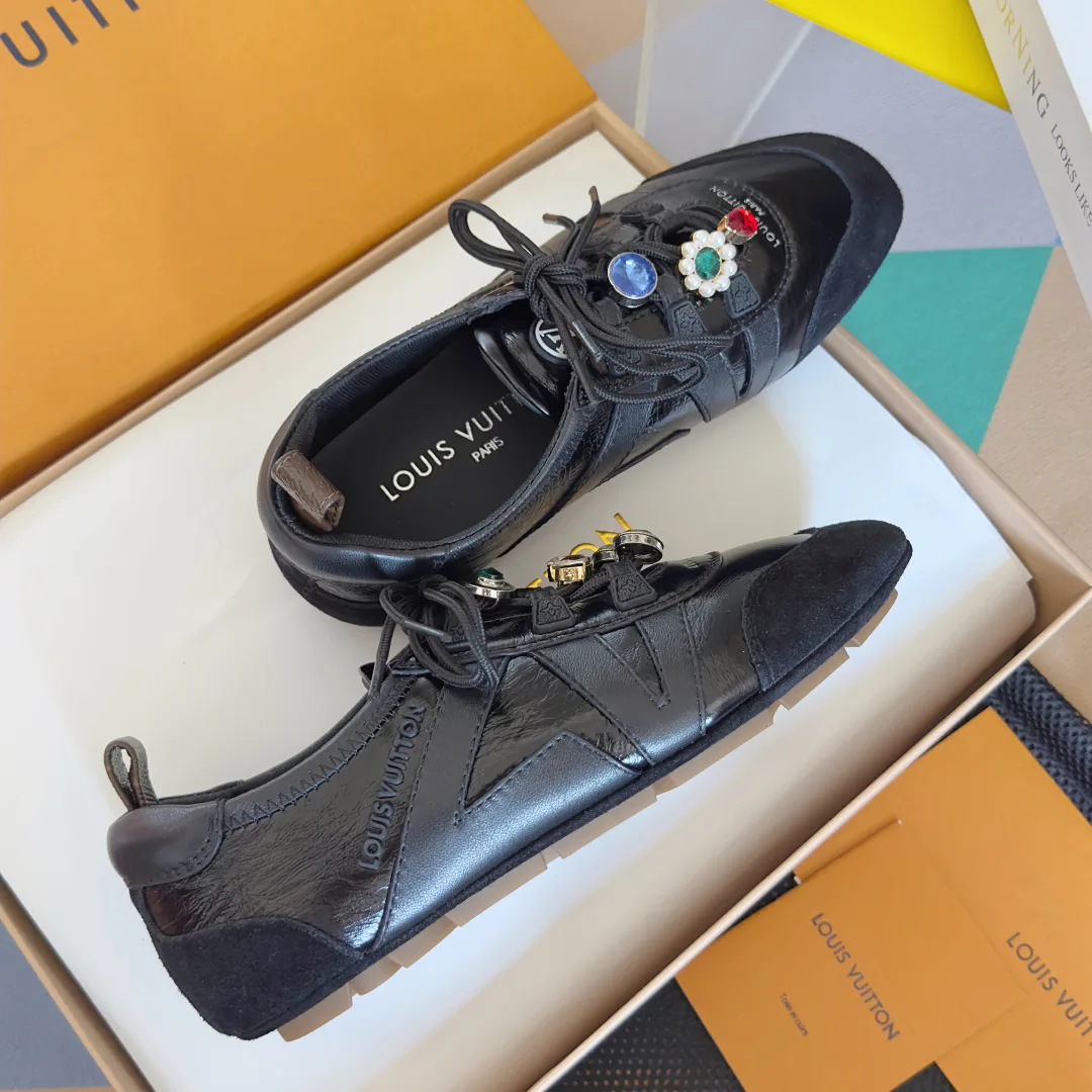 Кроссовки Женские Louis Vuitton 3098239