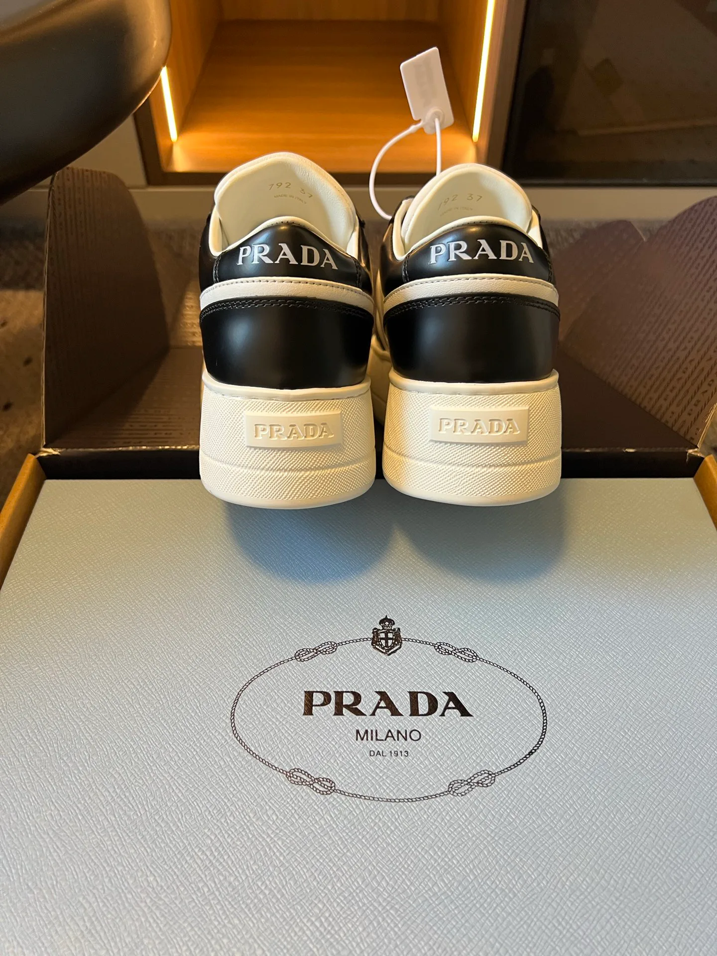 Кроссовки Женские Prada 20149950